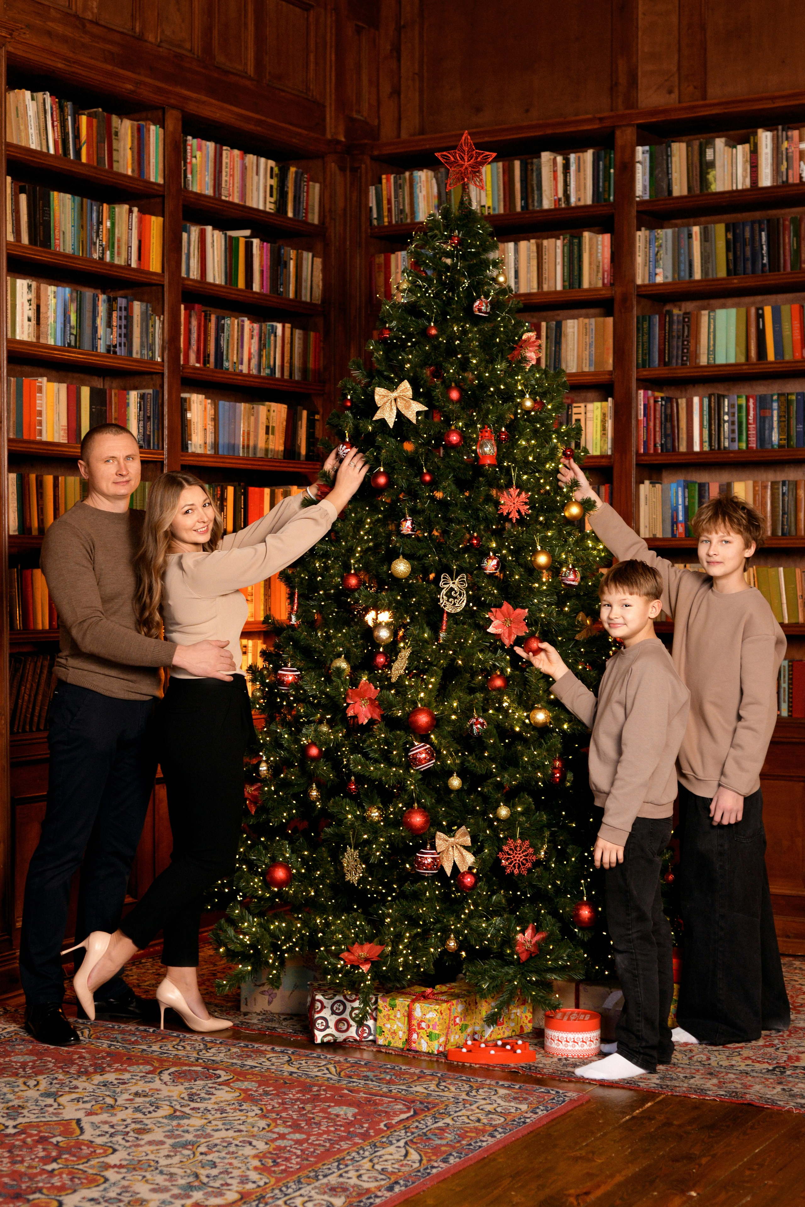 Новогодние съёмки в студиях. Семейный и свадебный фотограф Галина Абакумова, фотосессии в Белгороде