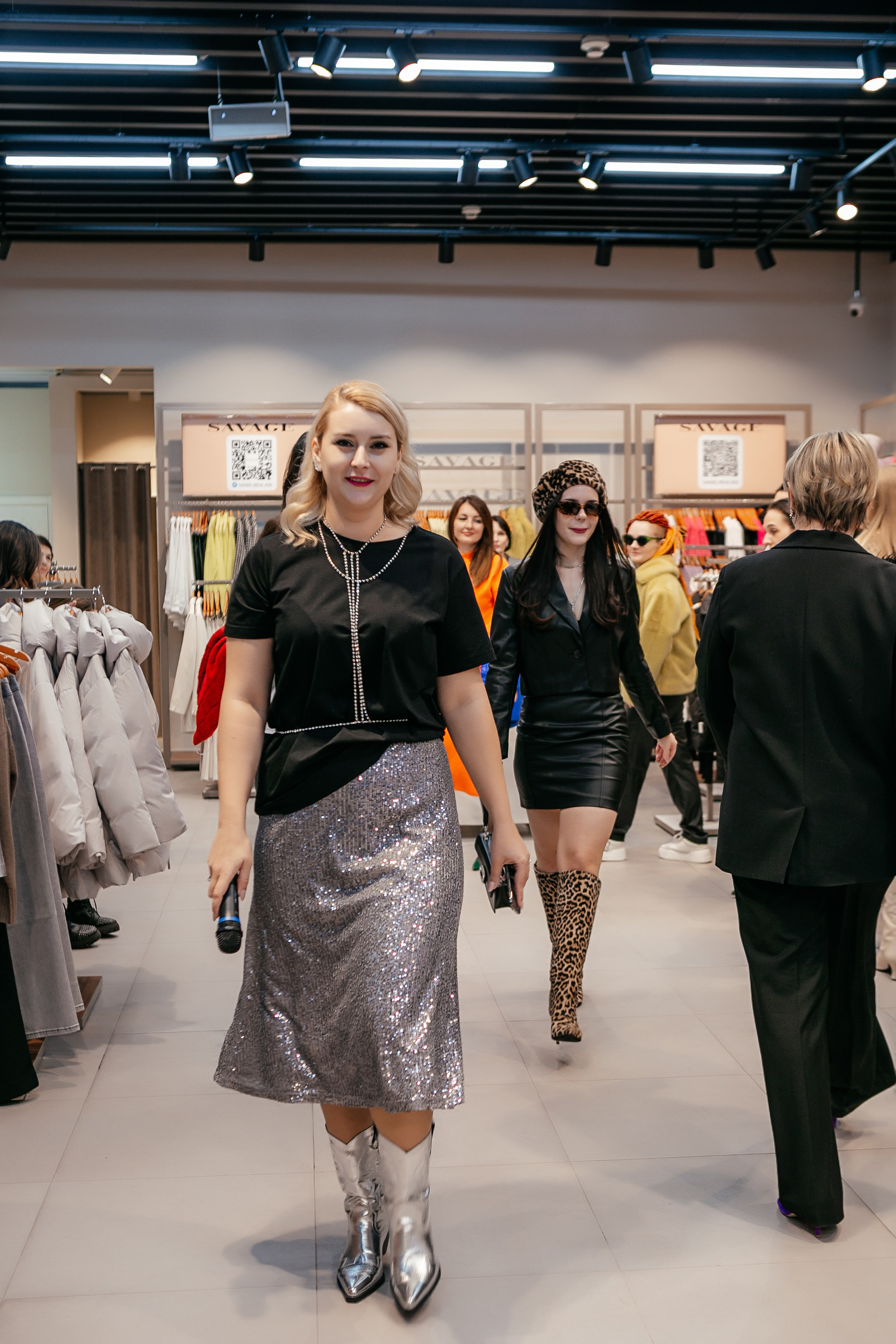 Открытие магазина SAVAGE. Контент фотограф, съемка для маркетплейсов, фуд съемка и репортажи в Новосибирске Ралия Галеева