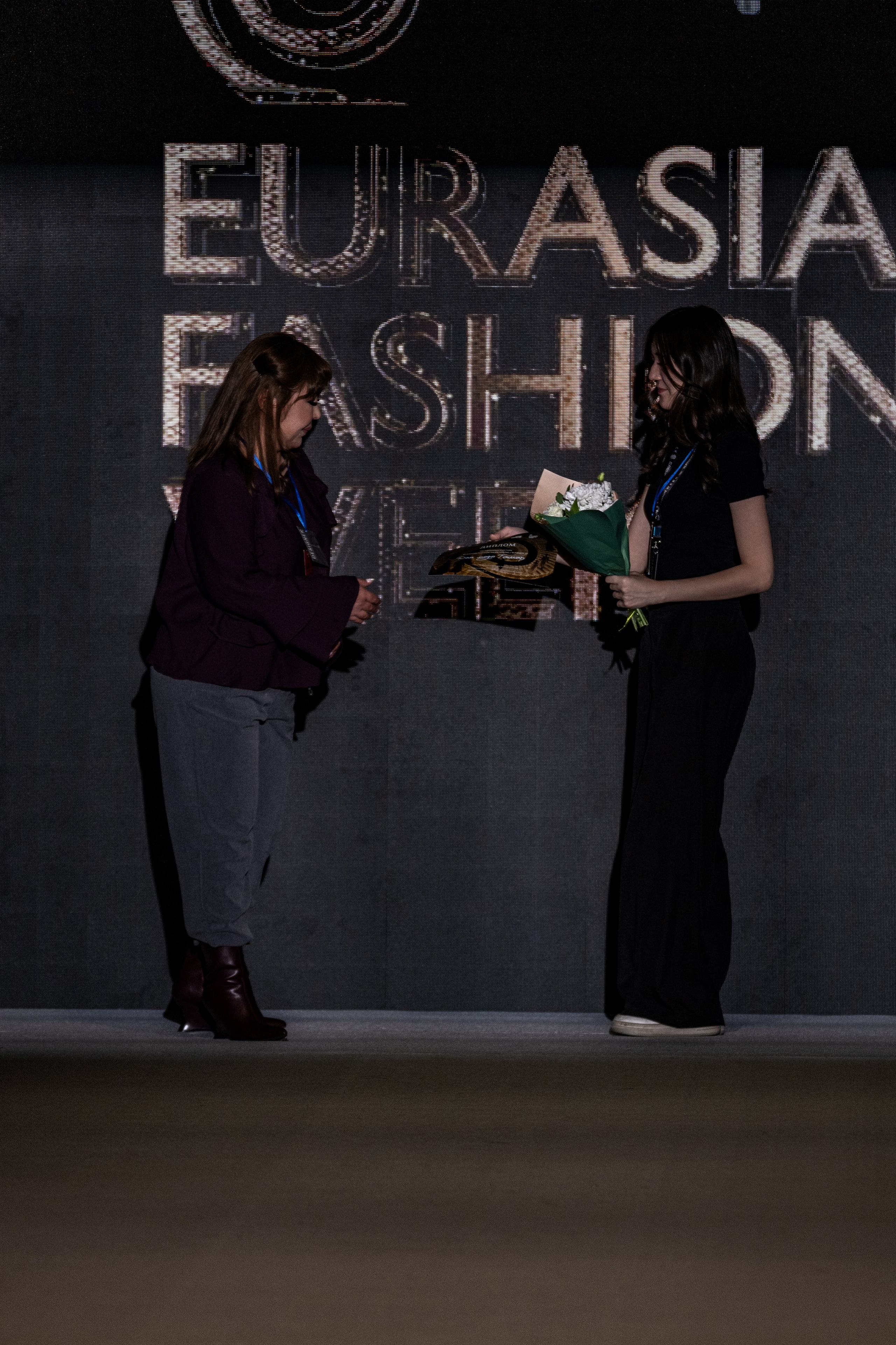 Fashion House TAMYR. Сайт Алматинского НЮ АРТ, будуар и фэшн фотографа Дениса Карпенко
