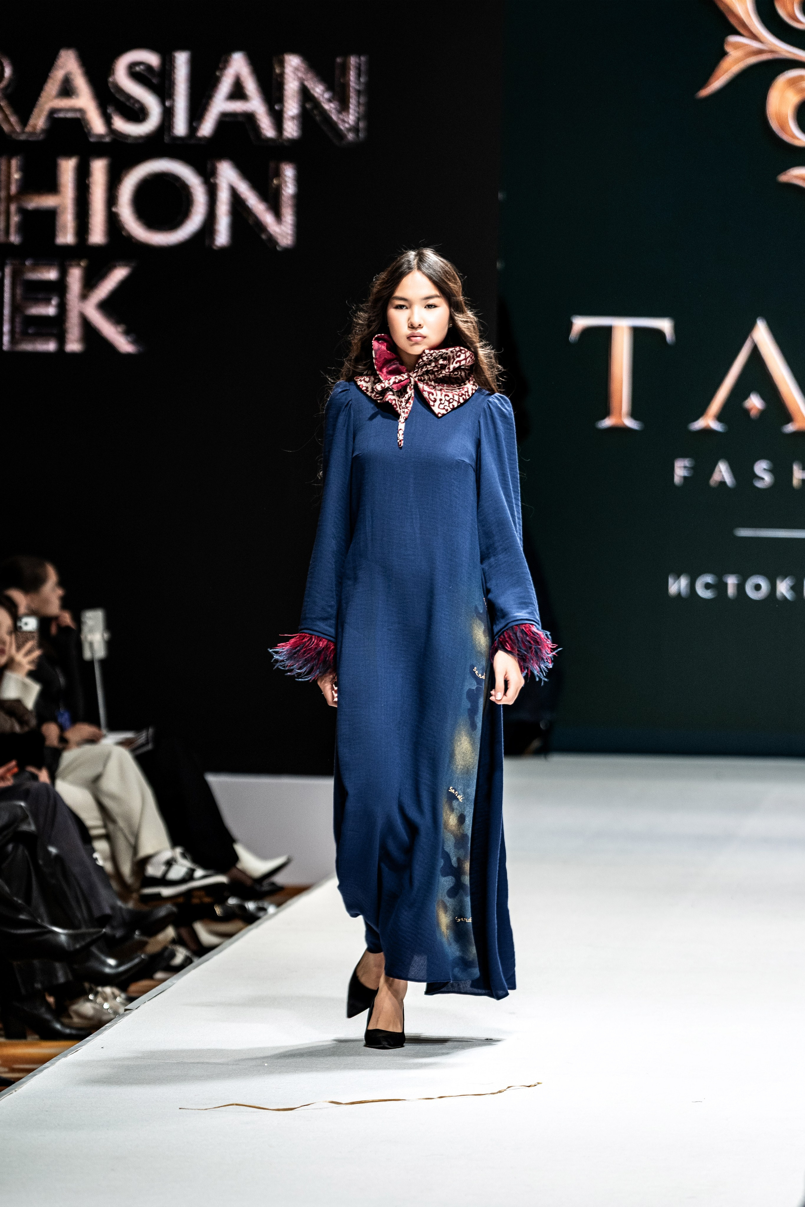 Fashion House TAMYR. Сайт Алматинского НЮ АРТ, будуар и фэшн фотографа Дениса Карпенко