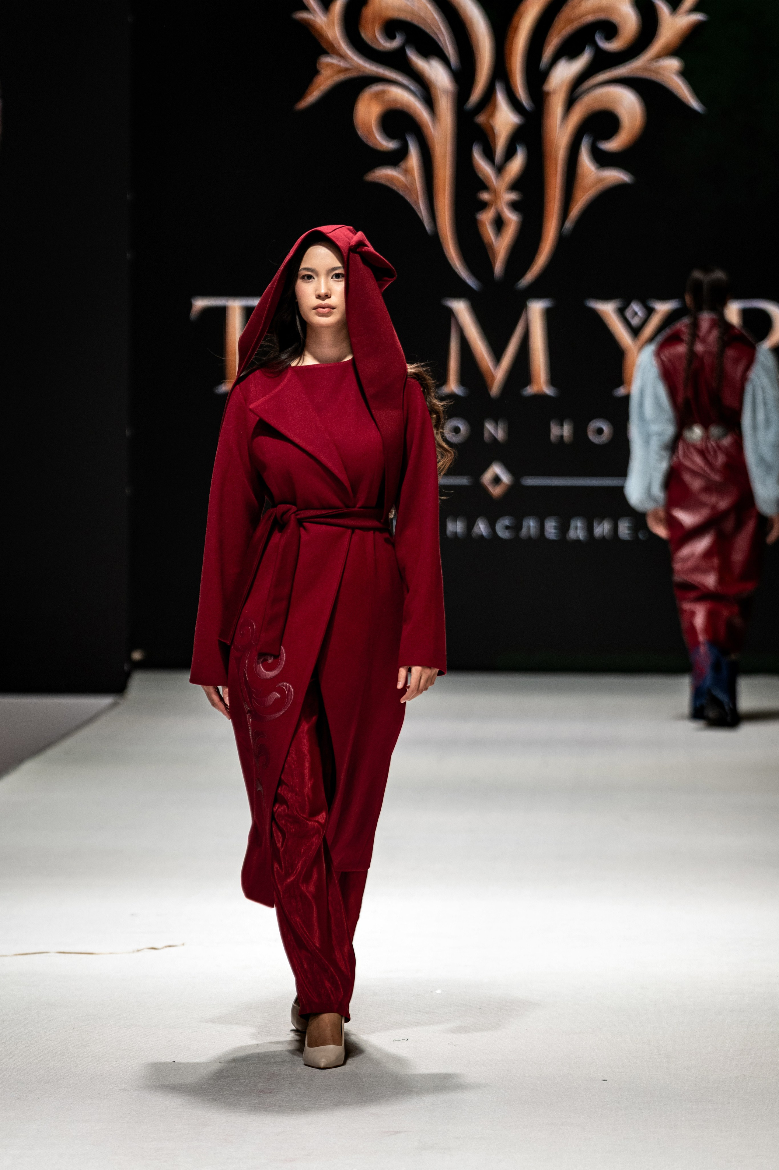 Fashion House TAMYR. Сайт Алматинского НЮ АРТ, будуар и фэшн фотографа Дениса Карпенко