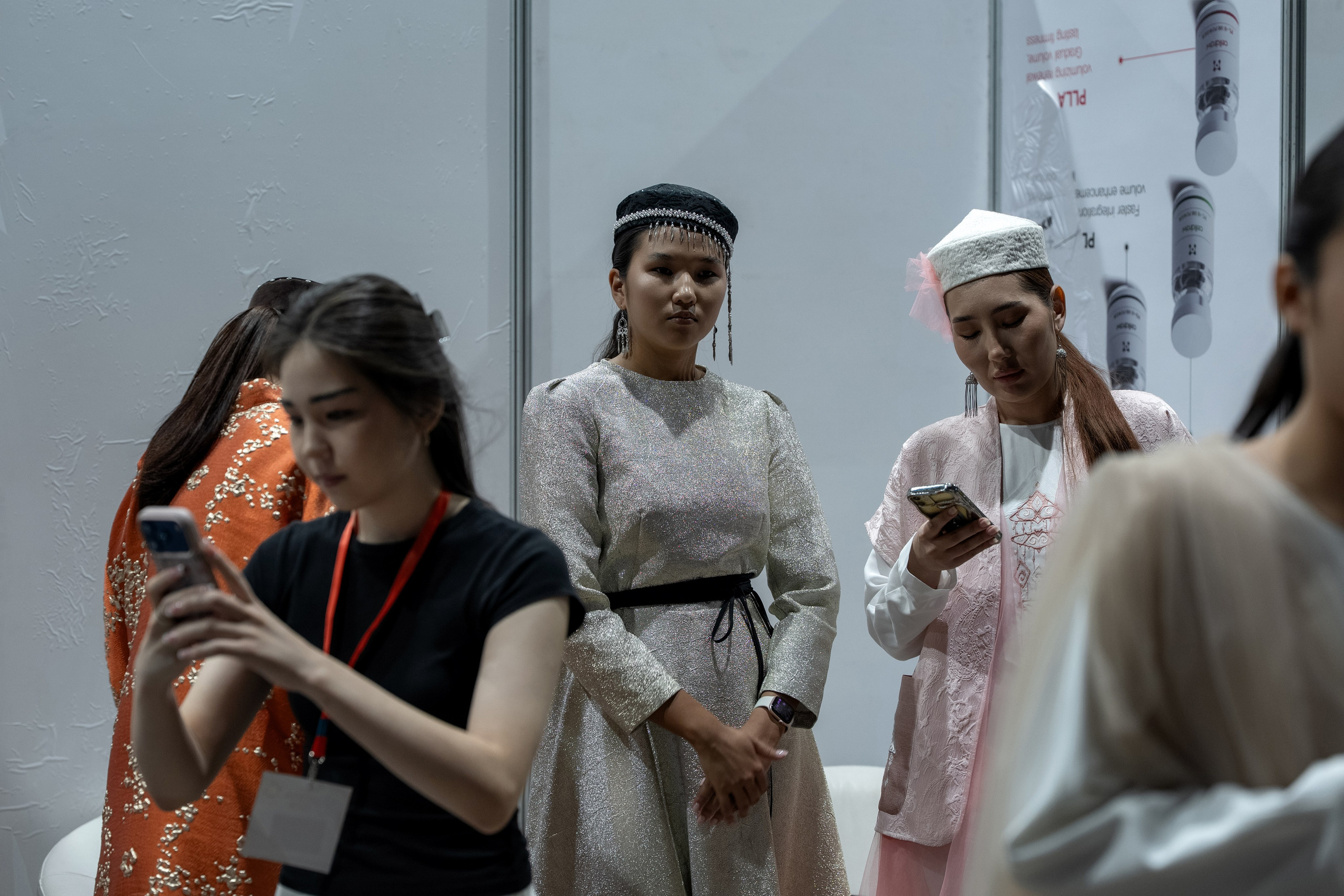 Summer Fashion Day Backstage