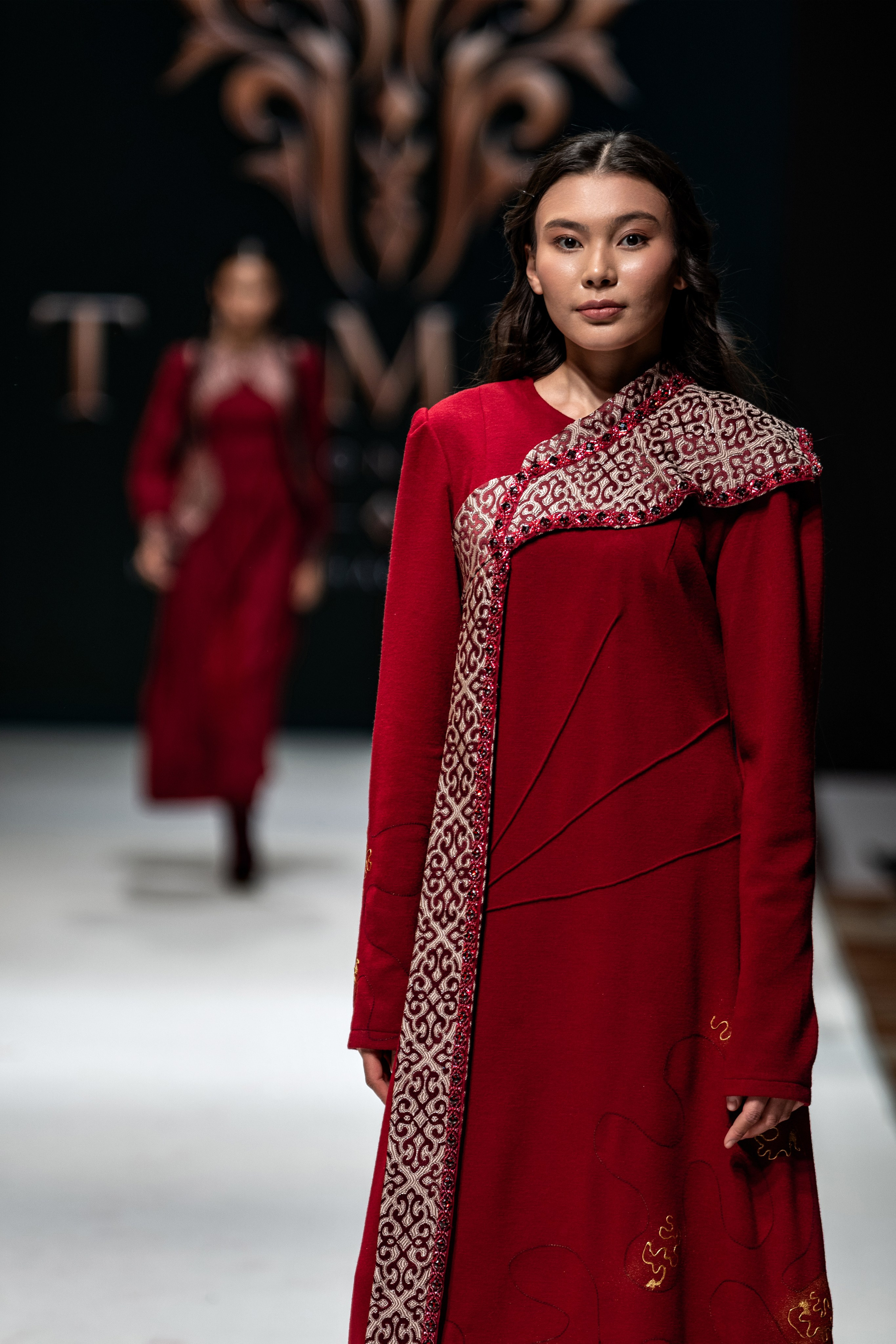 Fashion House TAMYR. Сайт Алматинского НЮ АРТ, будуар и фэшн фотографа Дениса Карпенко