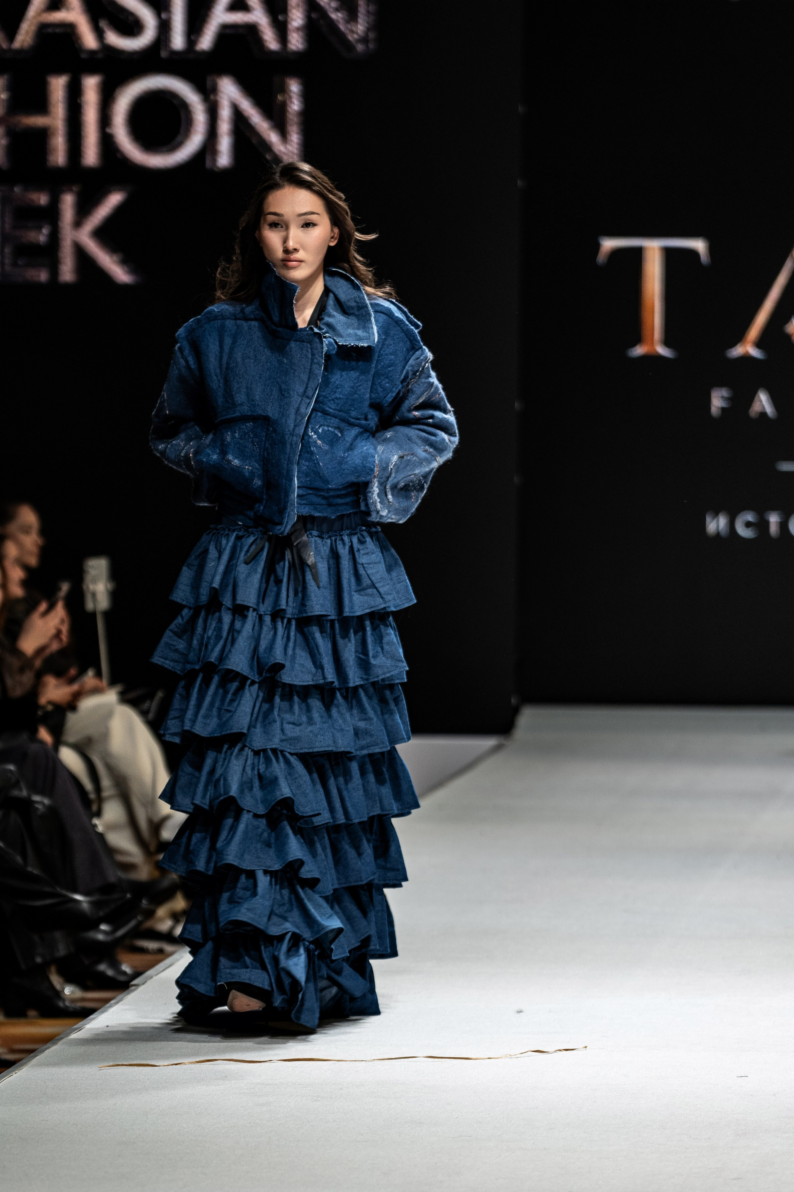 Fashion House TAMYR. Сайт Алматинского НЮ АРТ, будуар и фэшн фотографа Дениса Карпенко