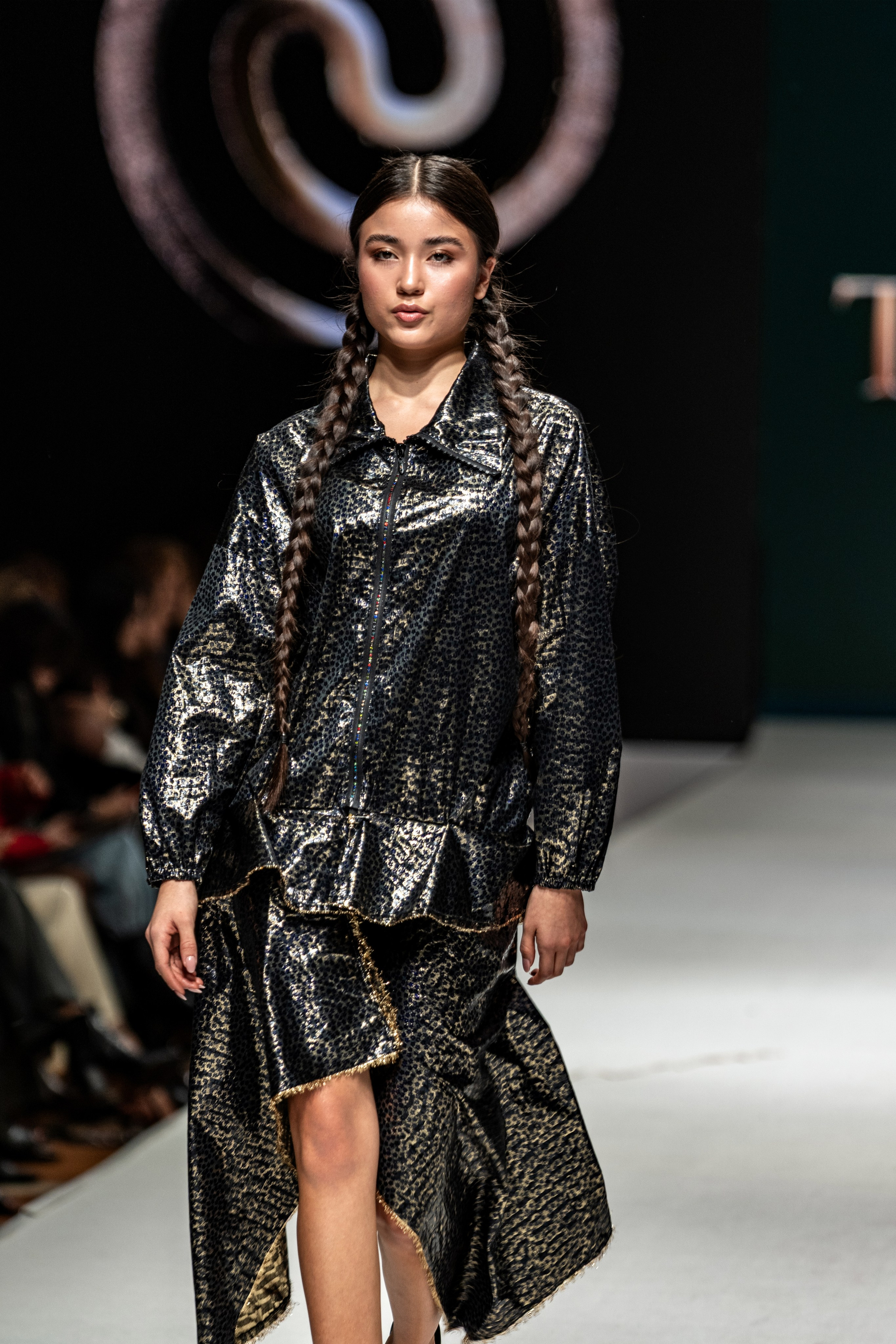 Fashion House TAMYR. Сайт Алматинского НЮ АРТ, будуар и фэшн фотографа Дениса Карпенко