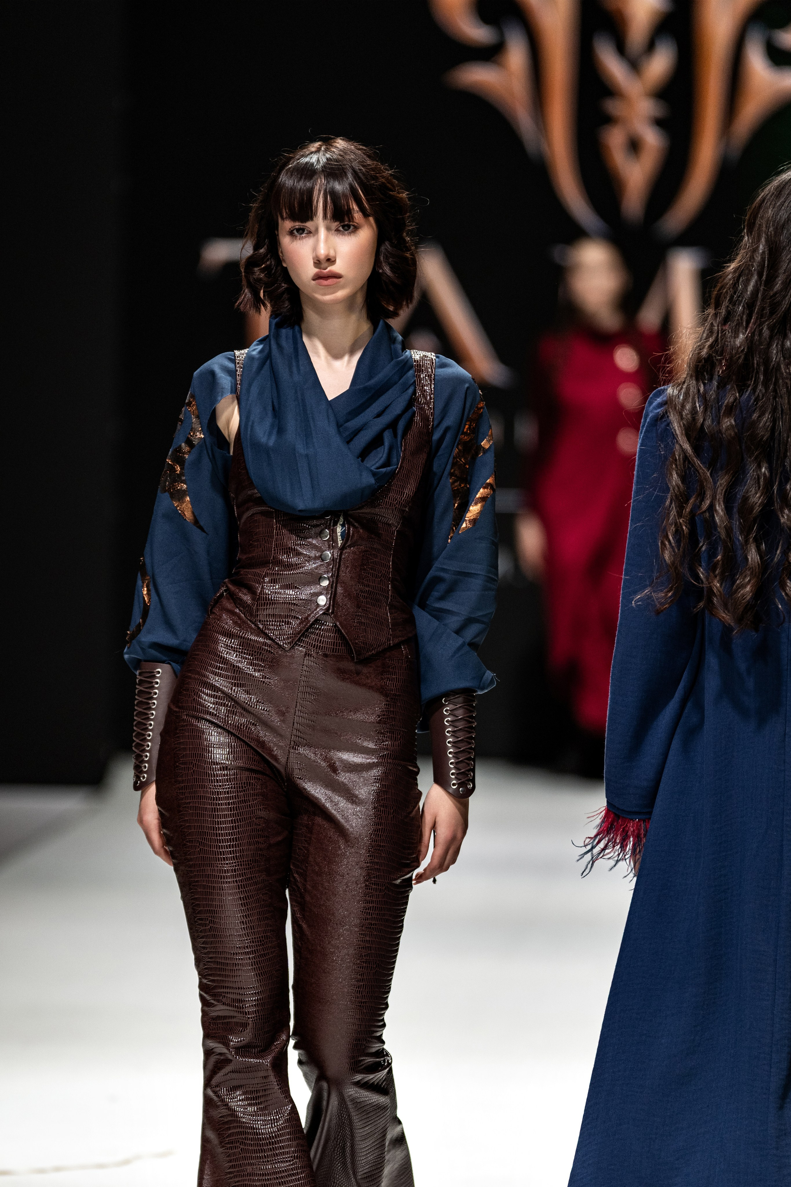 Fashion House TAMYR. Сайт Алматинского НЮ АРТ, будуар и фэшн фотографа Дениса Карпенко