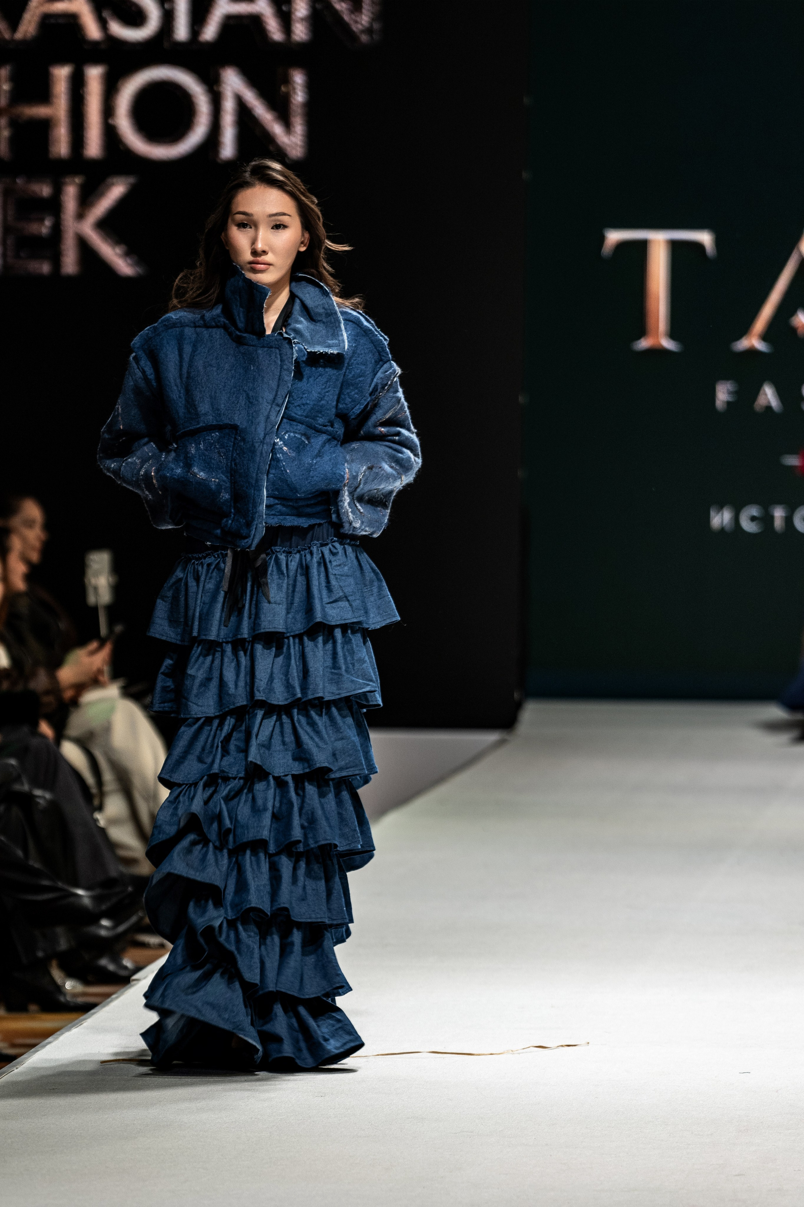Fashion House TAMYR. Сайт Алматинского НЮ АРТ, будуар и фэшн фотографа Дениса Карпенко