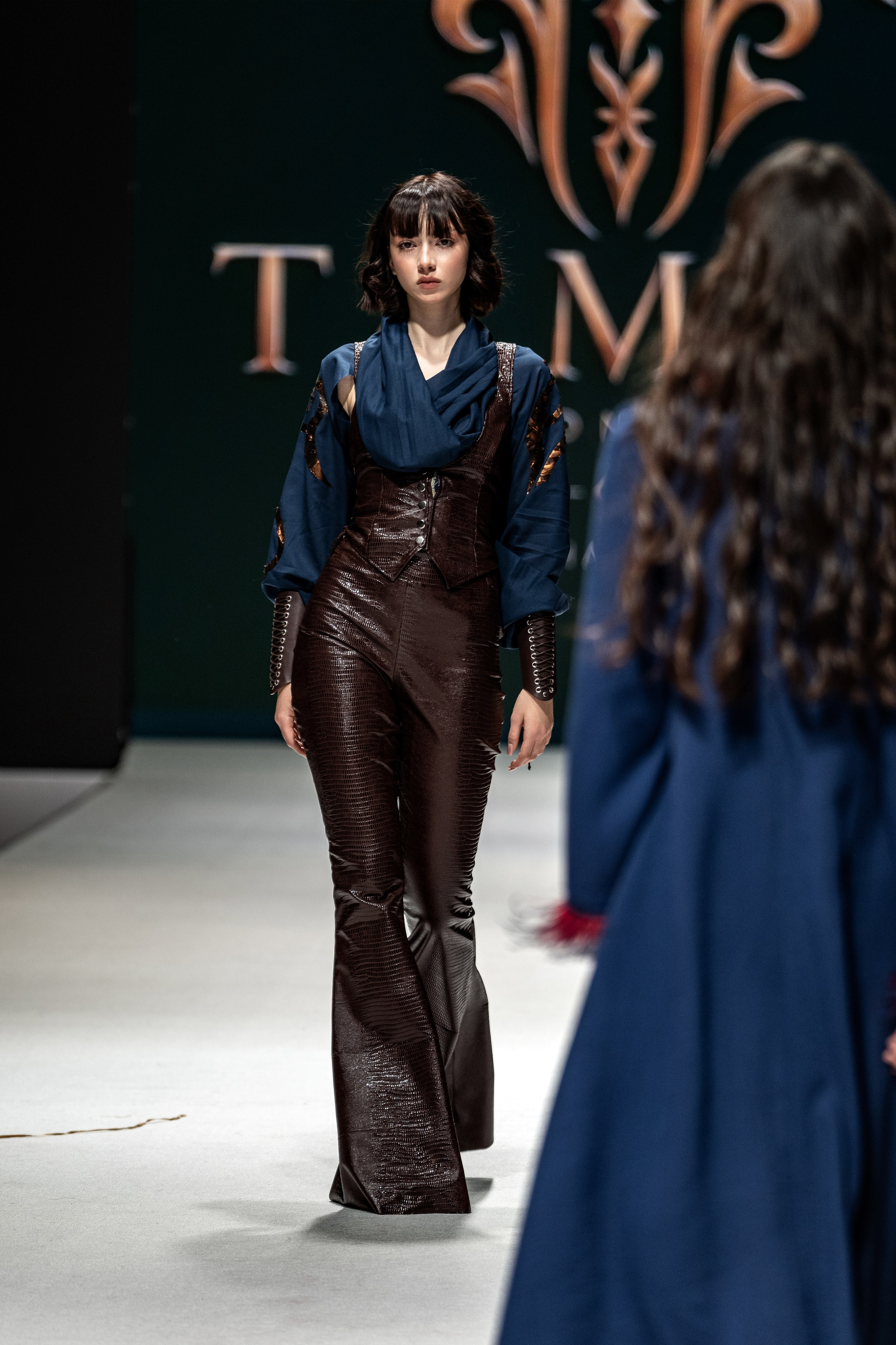Fashion House TAMYR. Сайт Алматинского НЮ АРТ, будуар и фэшн фотографа Дениса Карпенко