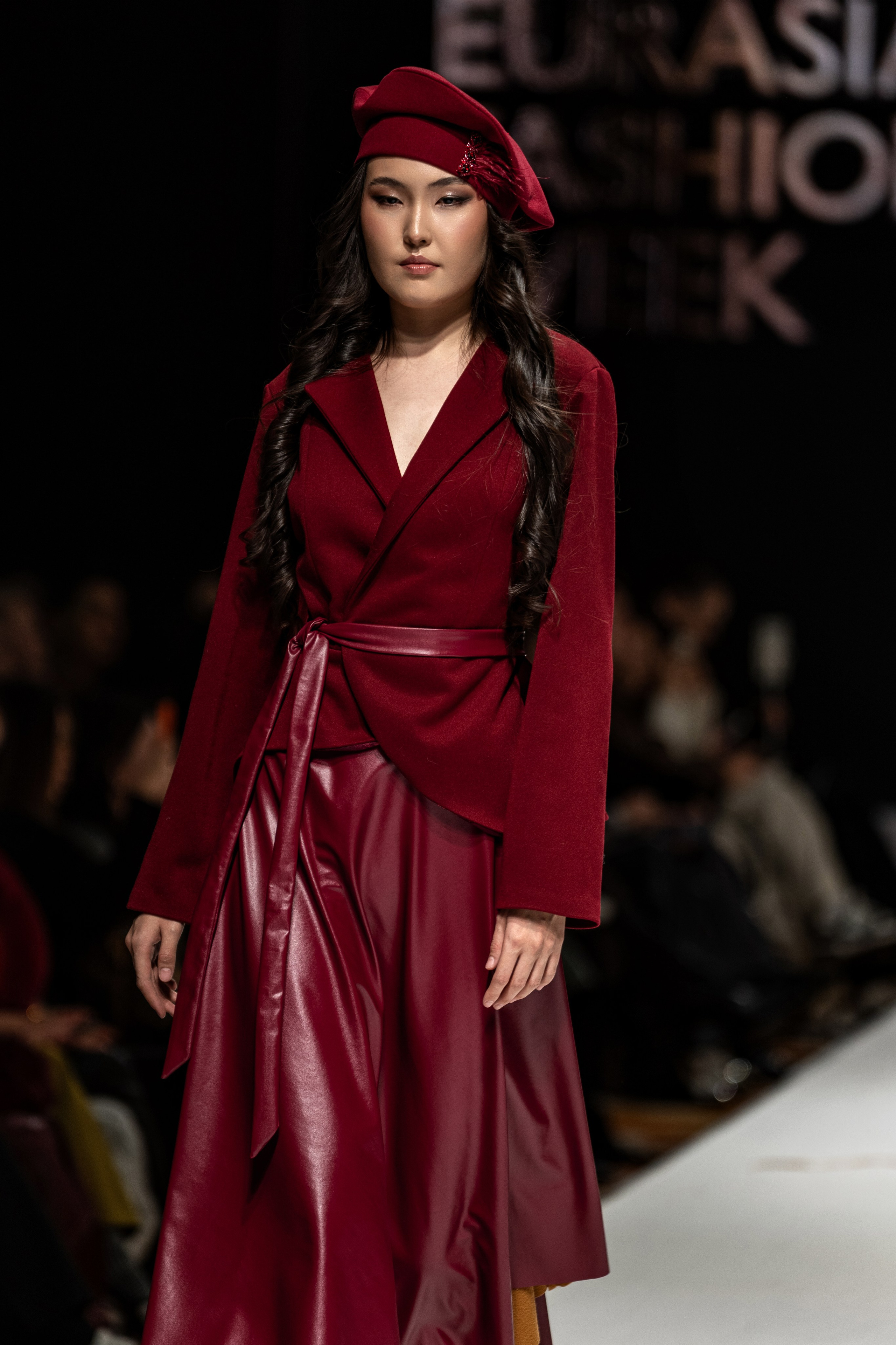 Fashion House TAMYR. Сайт Алматинского НЮ АРТ, будуар и фэшн фотографа Дениса Карпенко