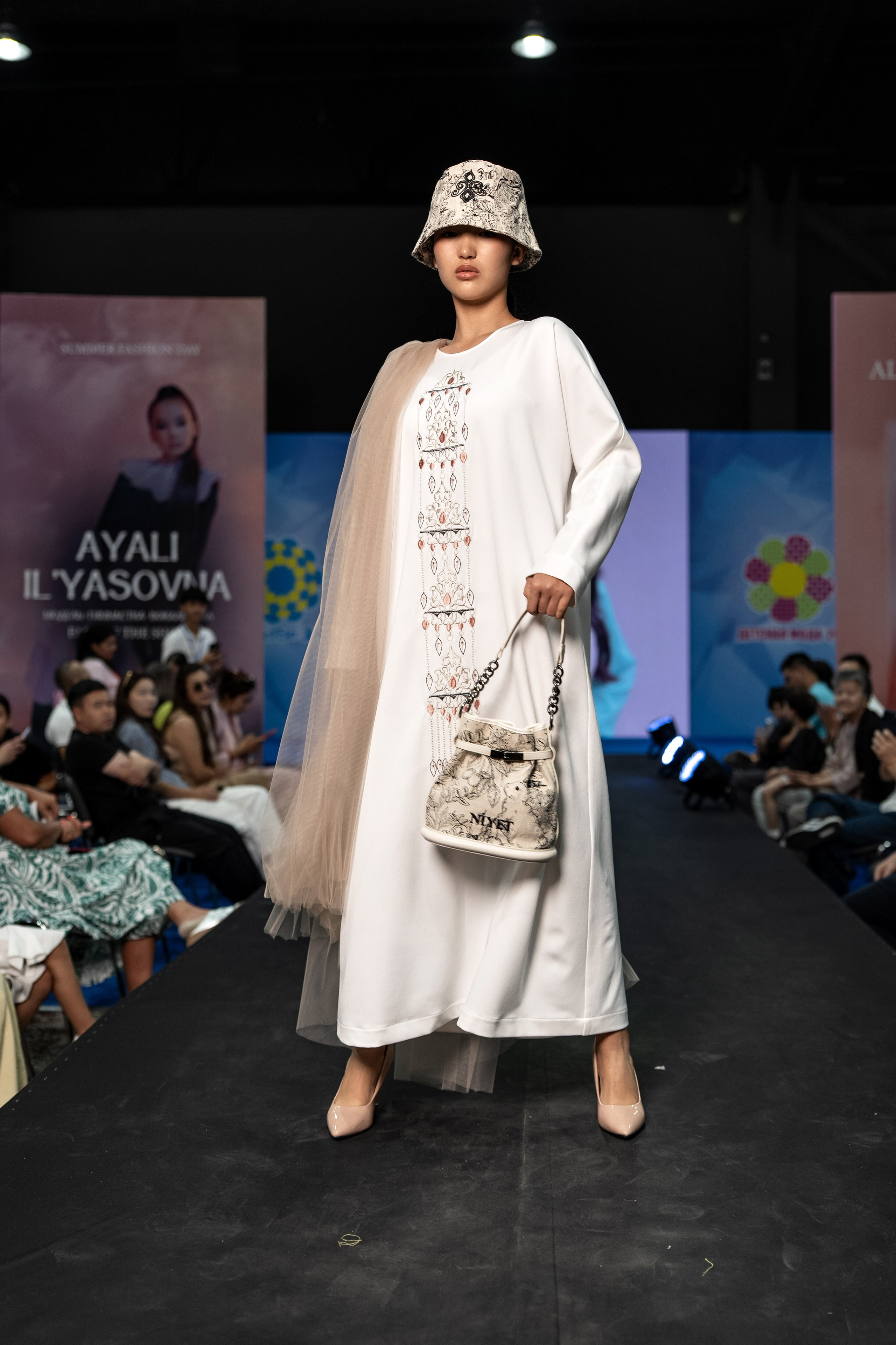Brand Niyet dress