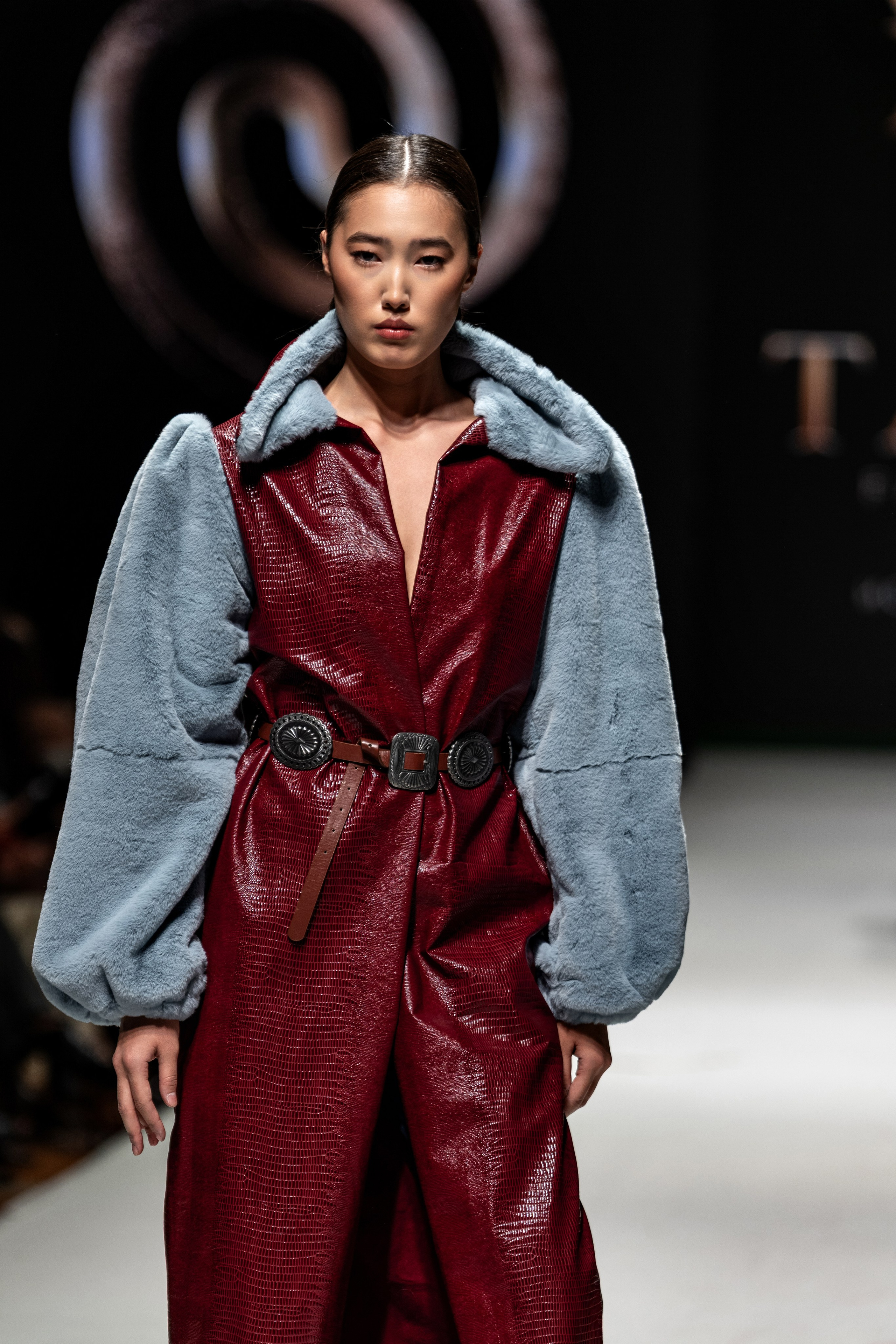 Fashion House TAMYR. Сайт Алматинского НЮ АРТ, будуар и фэшн фотографа Дениса Карпенко