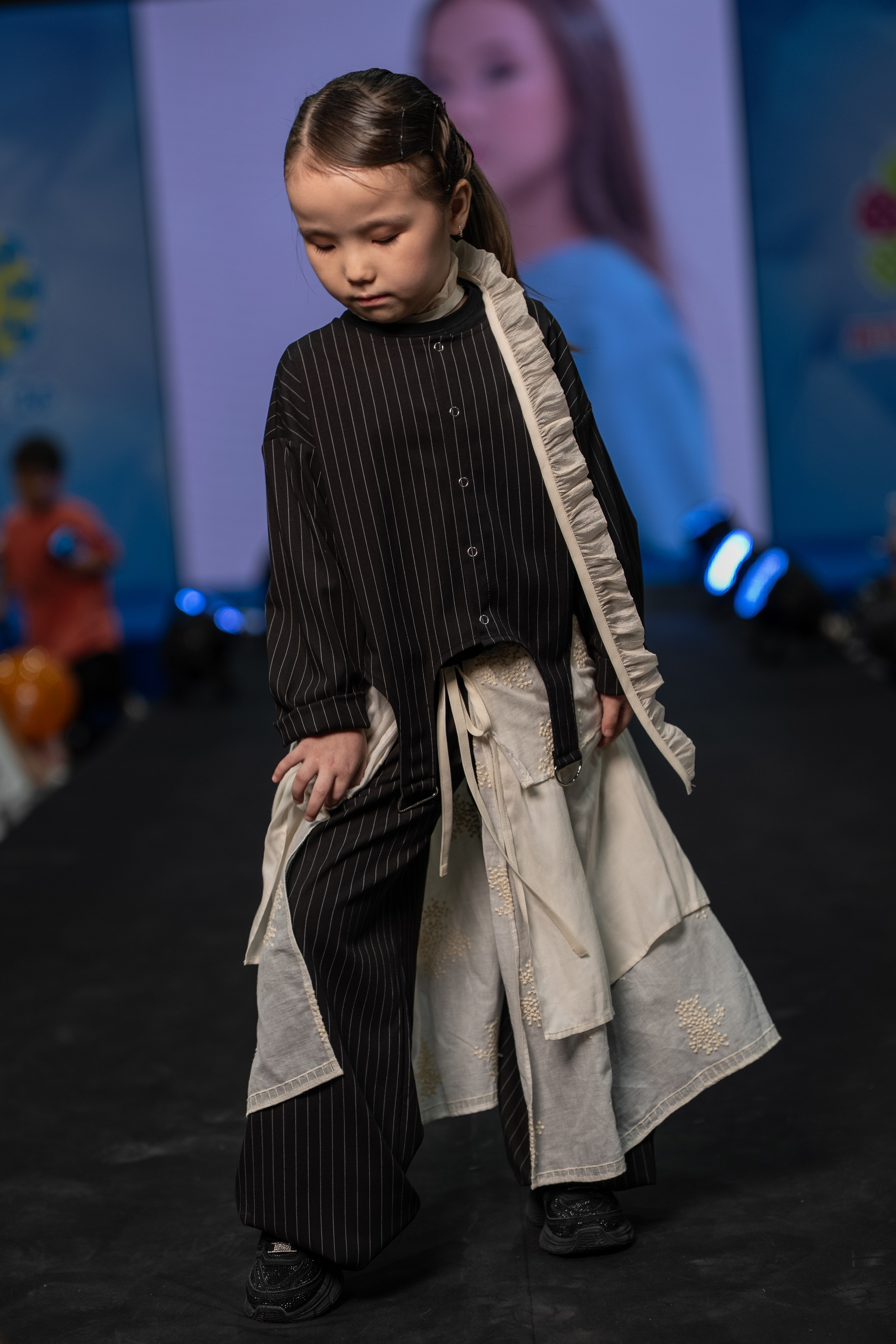 Designer Milar