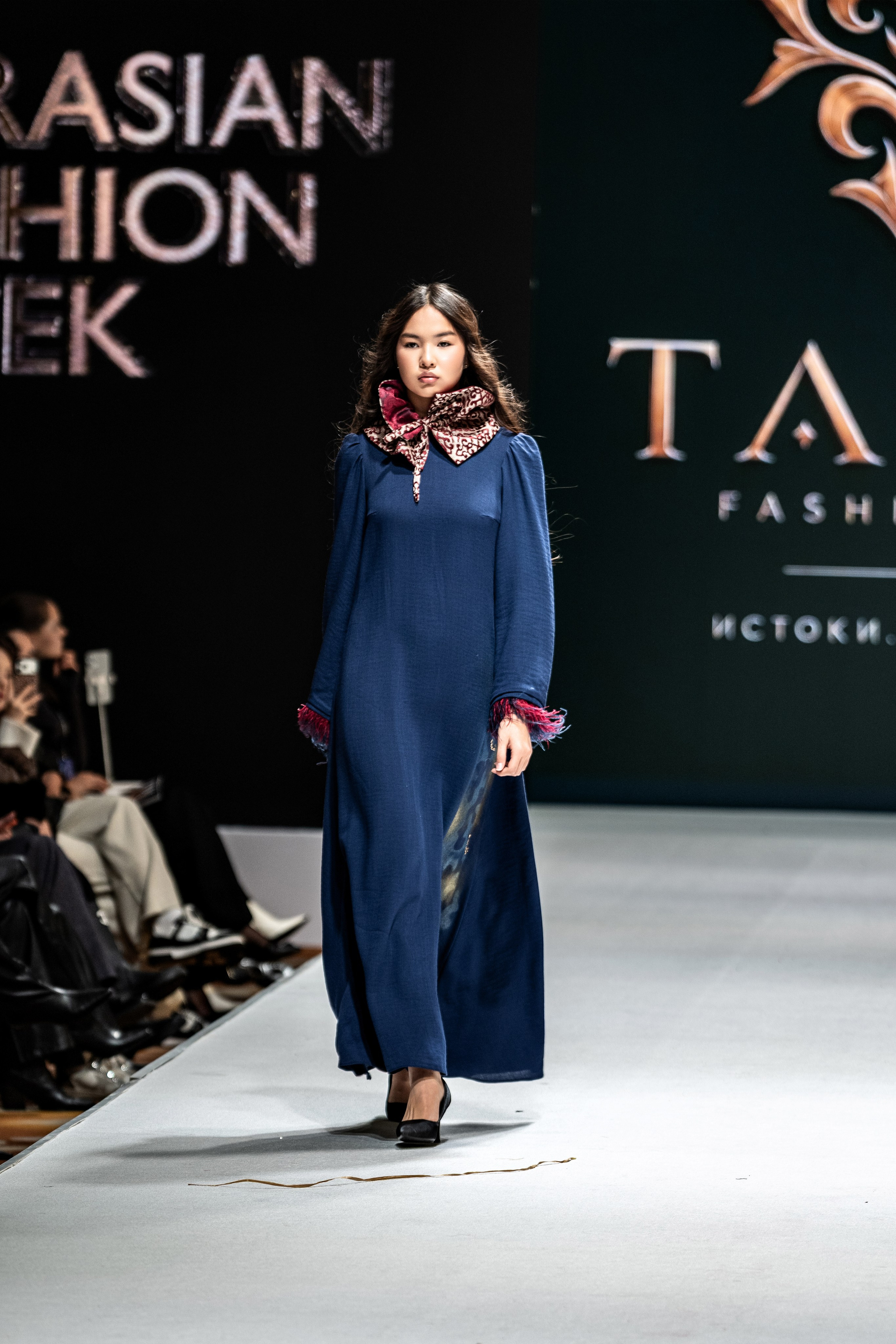 Fashion House TAMYR. Сайт Алматинского НЮ АРТ, будуар и фэшн фотографа Дениса Карпенко