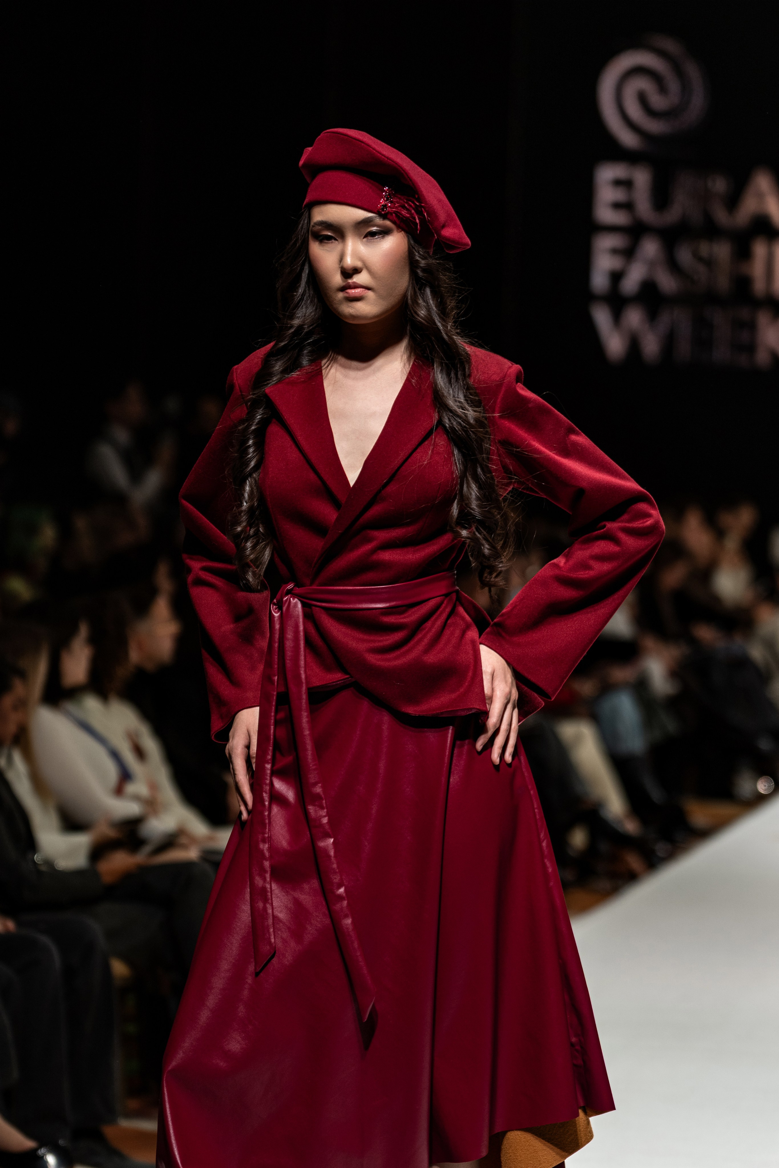 Fashion House TAMYR. Сайт Алматинского НЮ АРТ, будуар и фэшн фотографа Дениса Карпенко