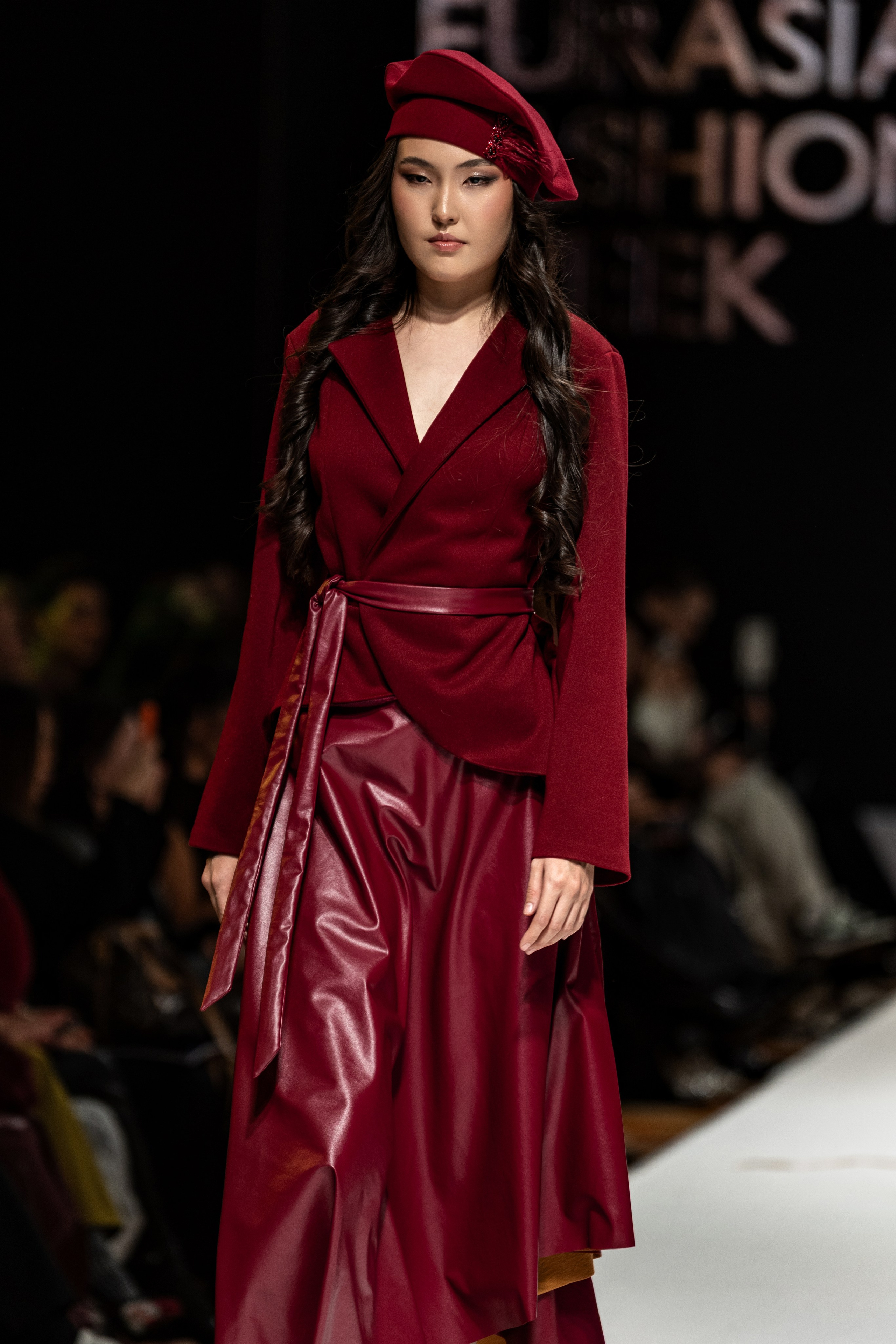 Fashion House TAMYR. Сайт Алматинского НЮ АРТ, будуар и фэшн фотографа Дениса Карпенко