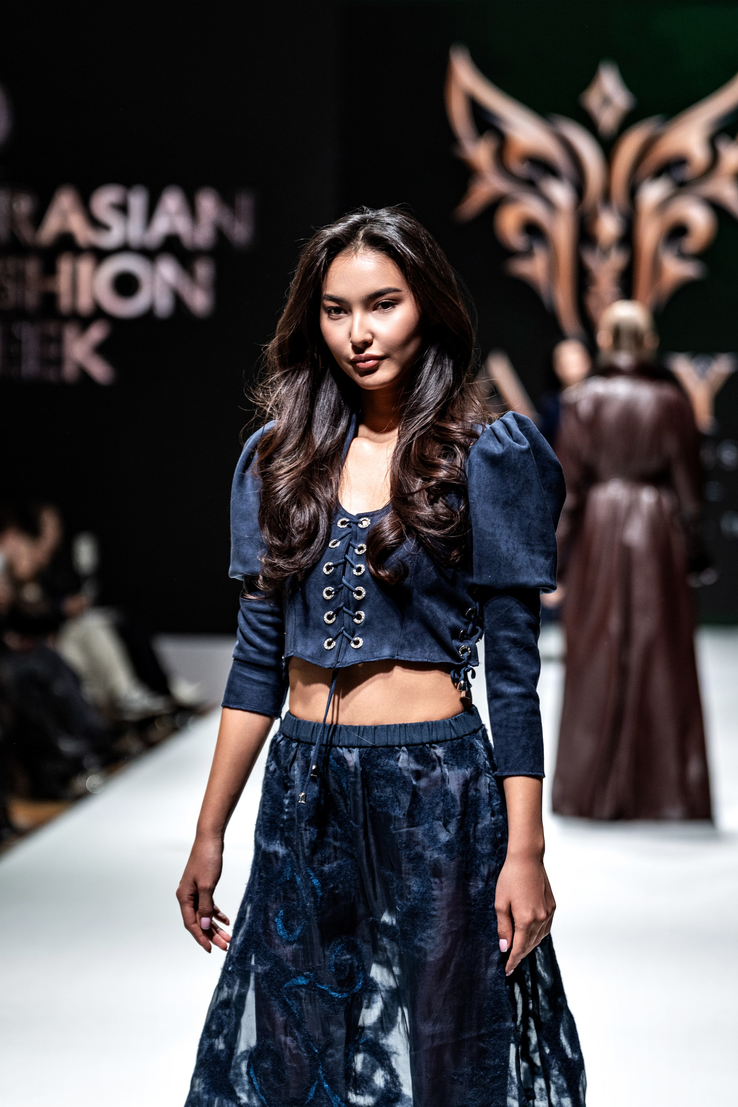 Fashion House TAMYR. Сайт Алматинского НЮ АРТ, будуар и фэшн фотографа Дениса Карпенко