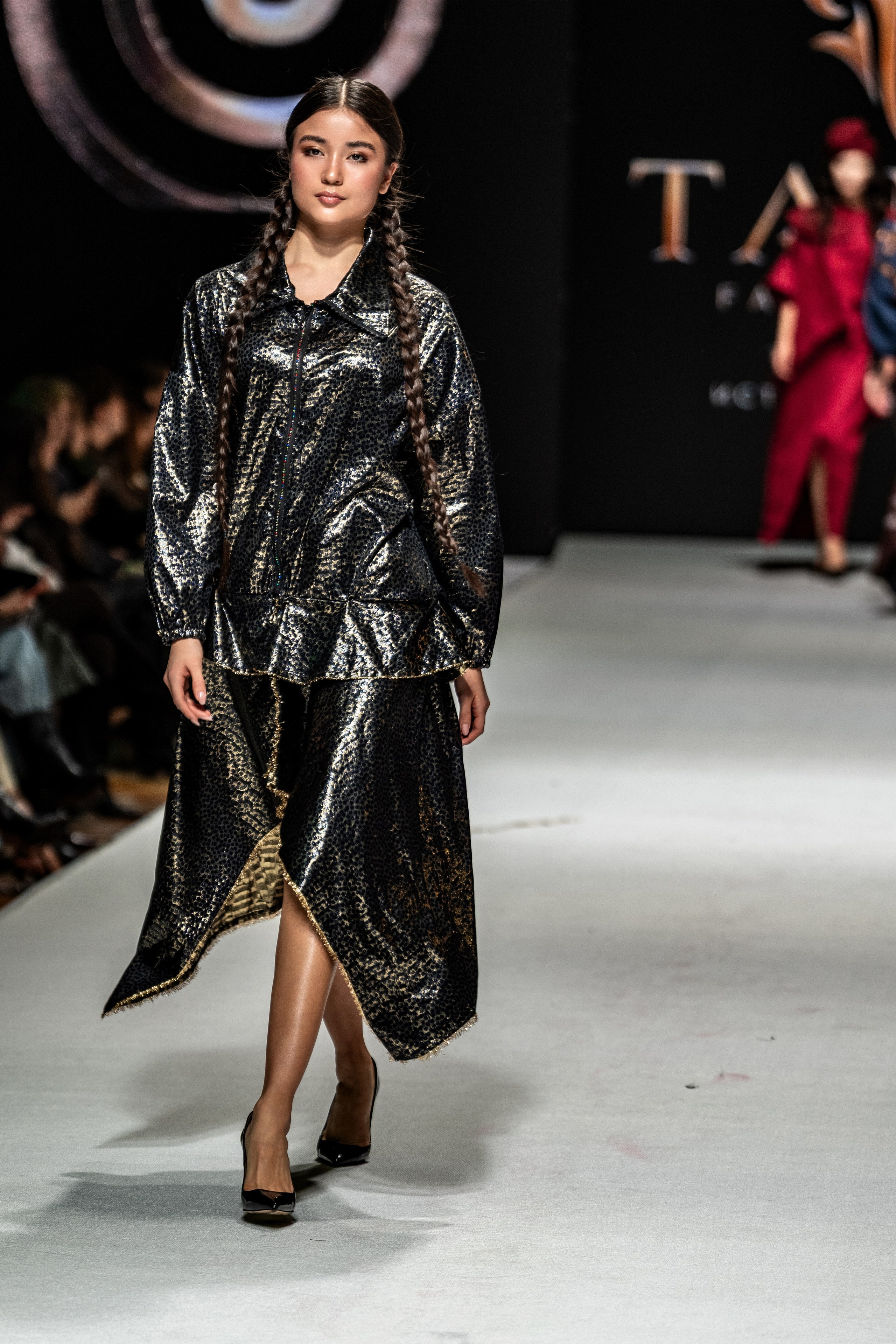 Fashion House TAMYR. Сайт Алматинского НЮ АРТ, будуар и фэшн фотографа Дениса Карпенко
