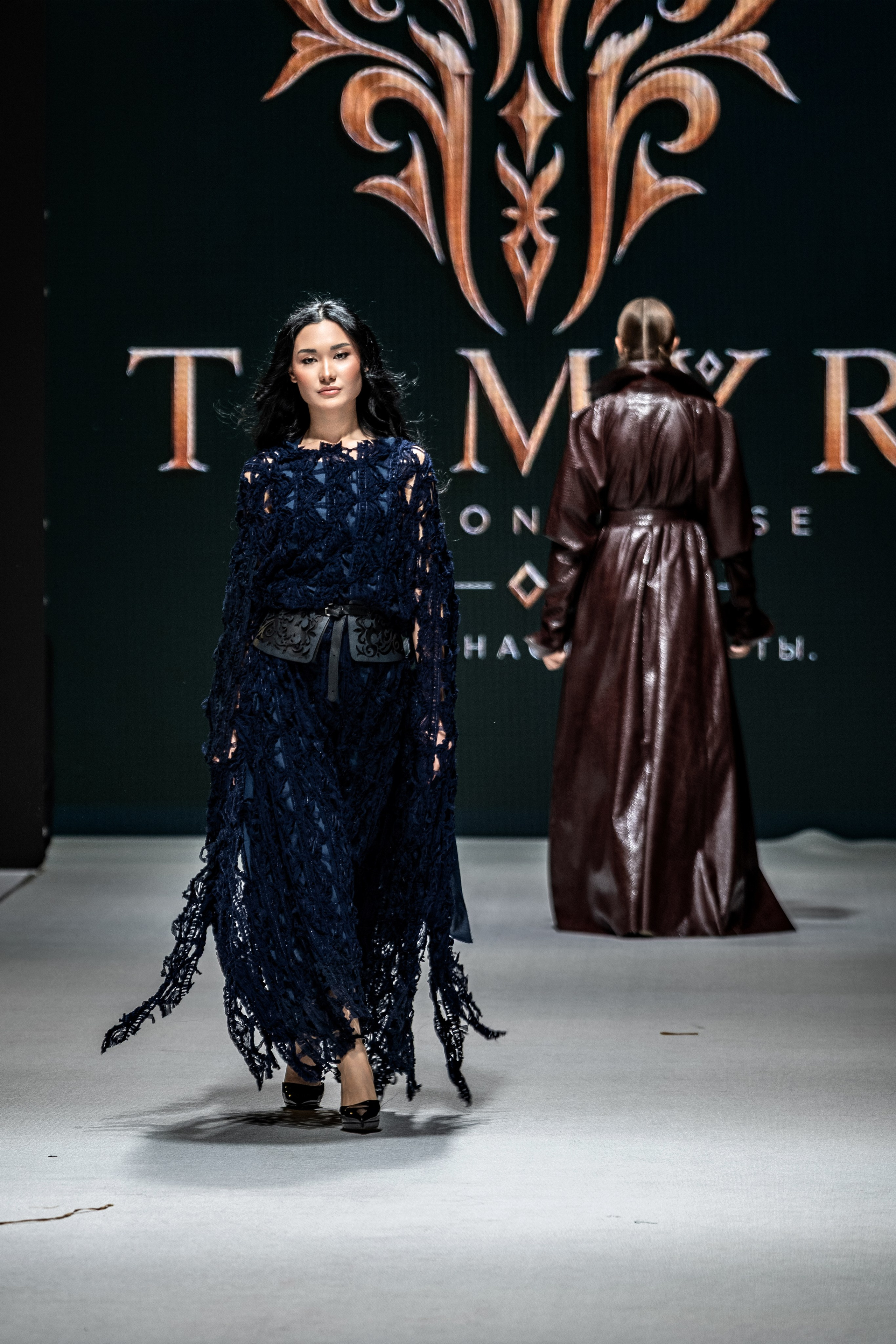 Fashion House TAMYR. Сайт Алматинского НЮ АРТ, будуар и фэшн фотографа Дениса Карпенко