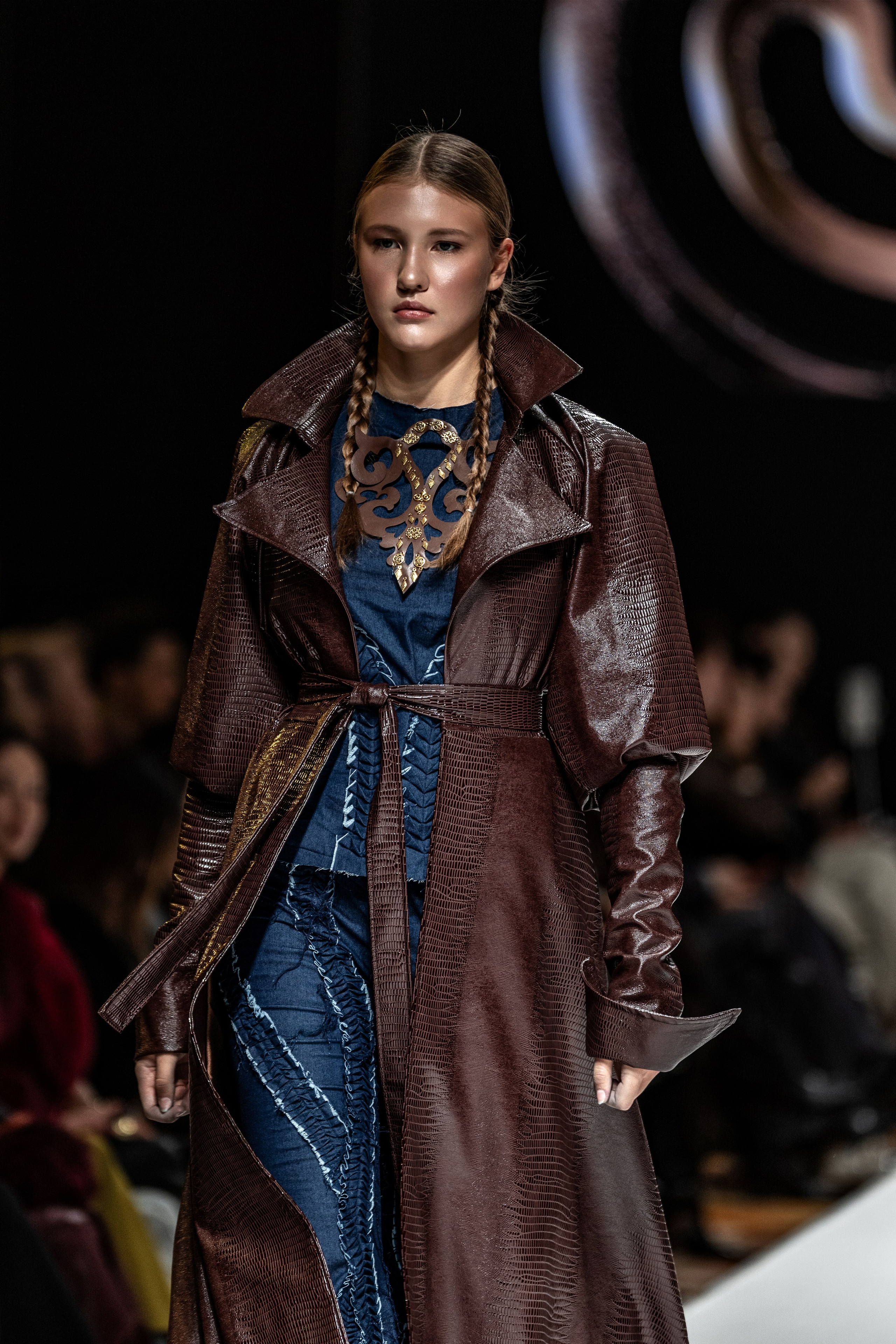Fashion House TAMYR. Сайт Алматинского НЮ АРТ, будуар и фэшн фотографа Дениса Карпенко