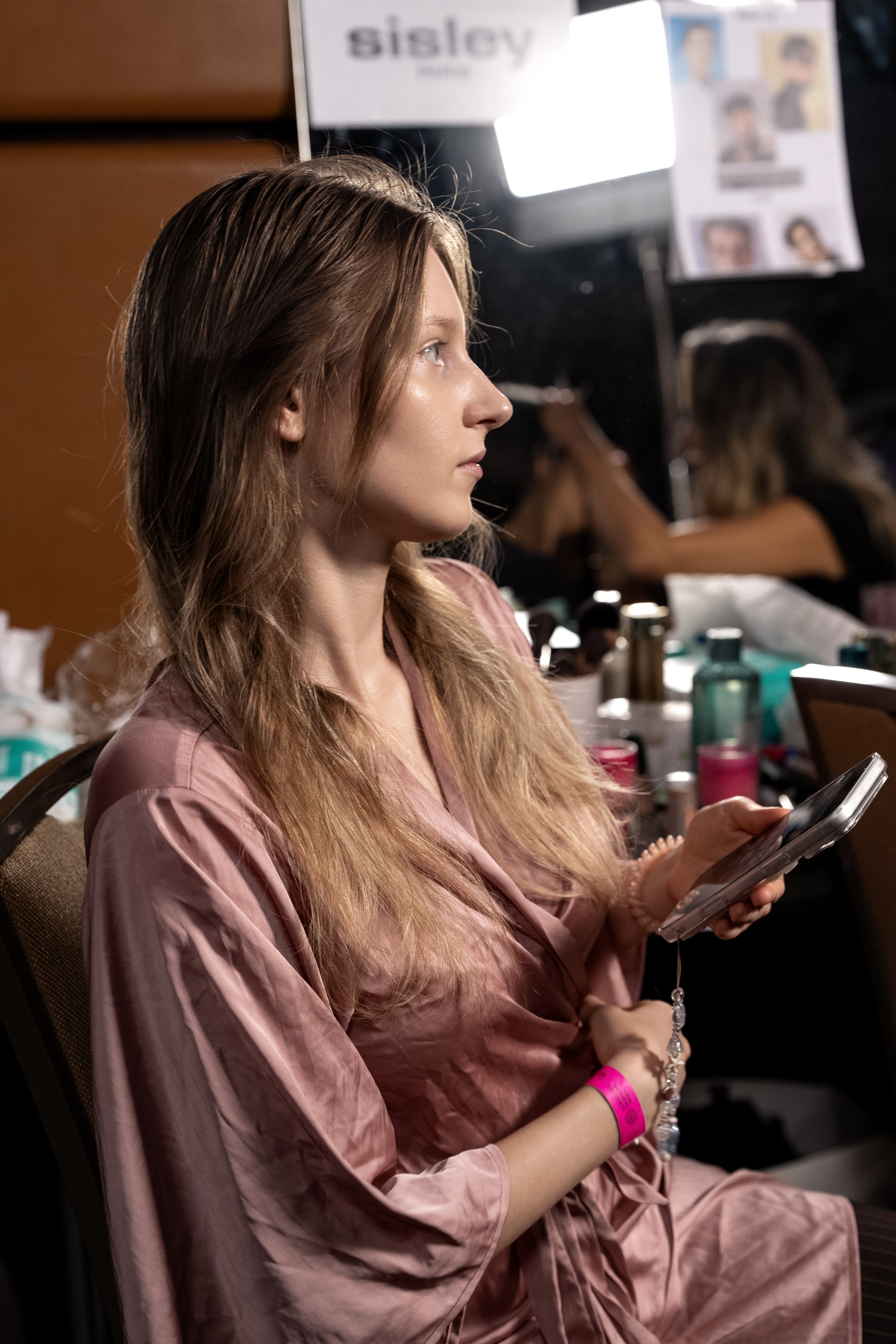 Backstage. Сайт Алматинского НЮ АРТ, будуар и фэшн фотографа Дениса Карпенко