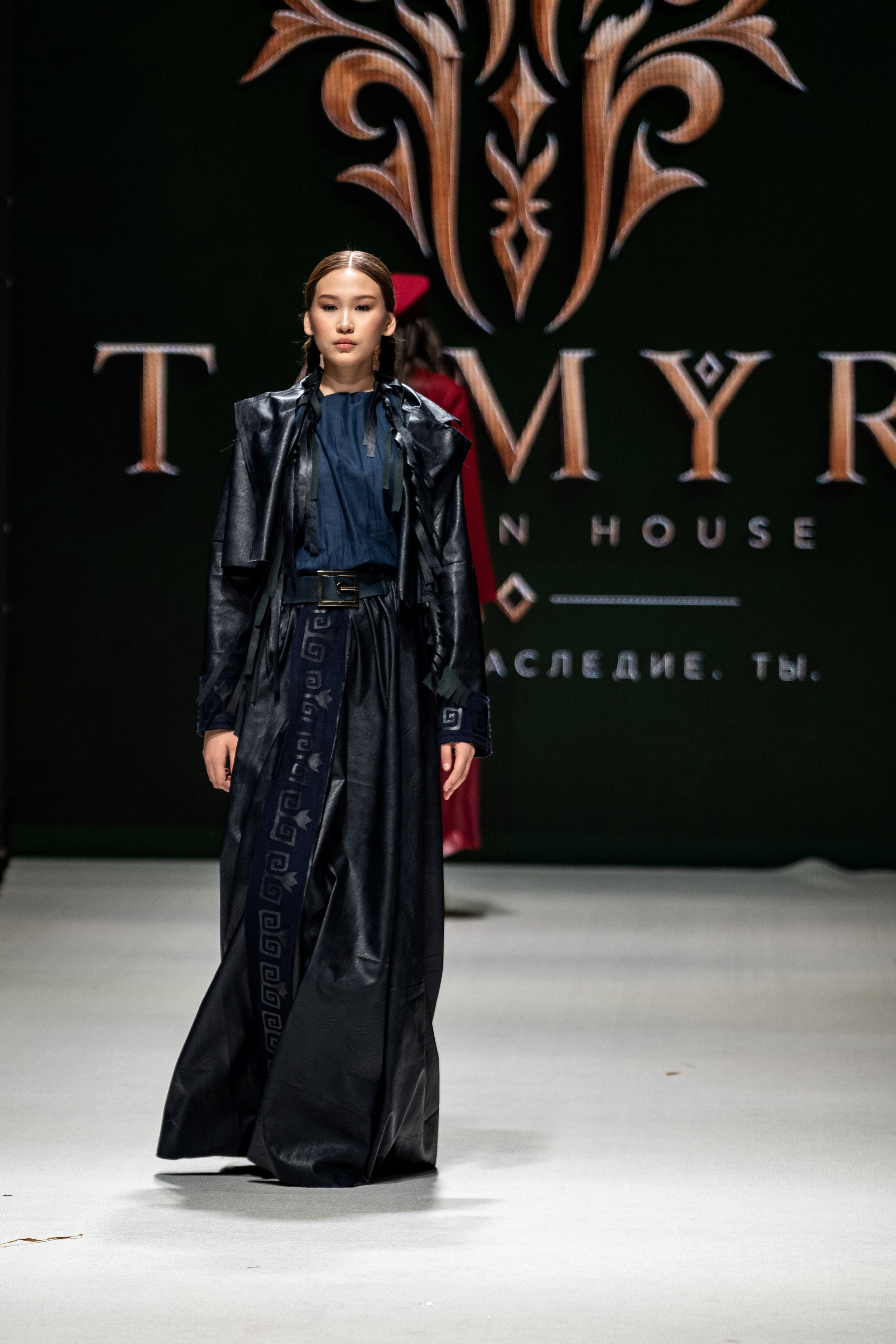 Fashion House TAMYR. Сайт Алматинского НЮ АРТ, будуар и фэшн фотографа Дениса Карпенко