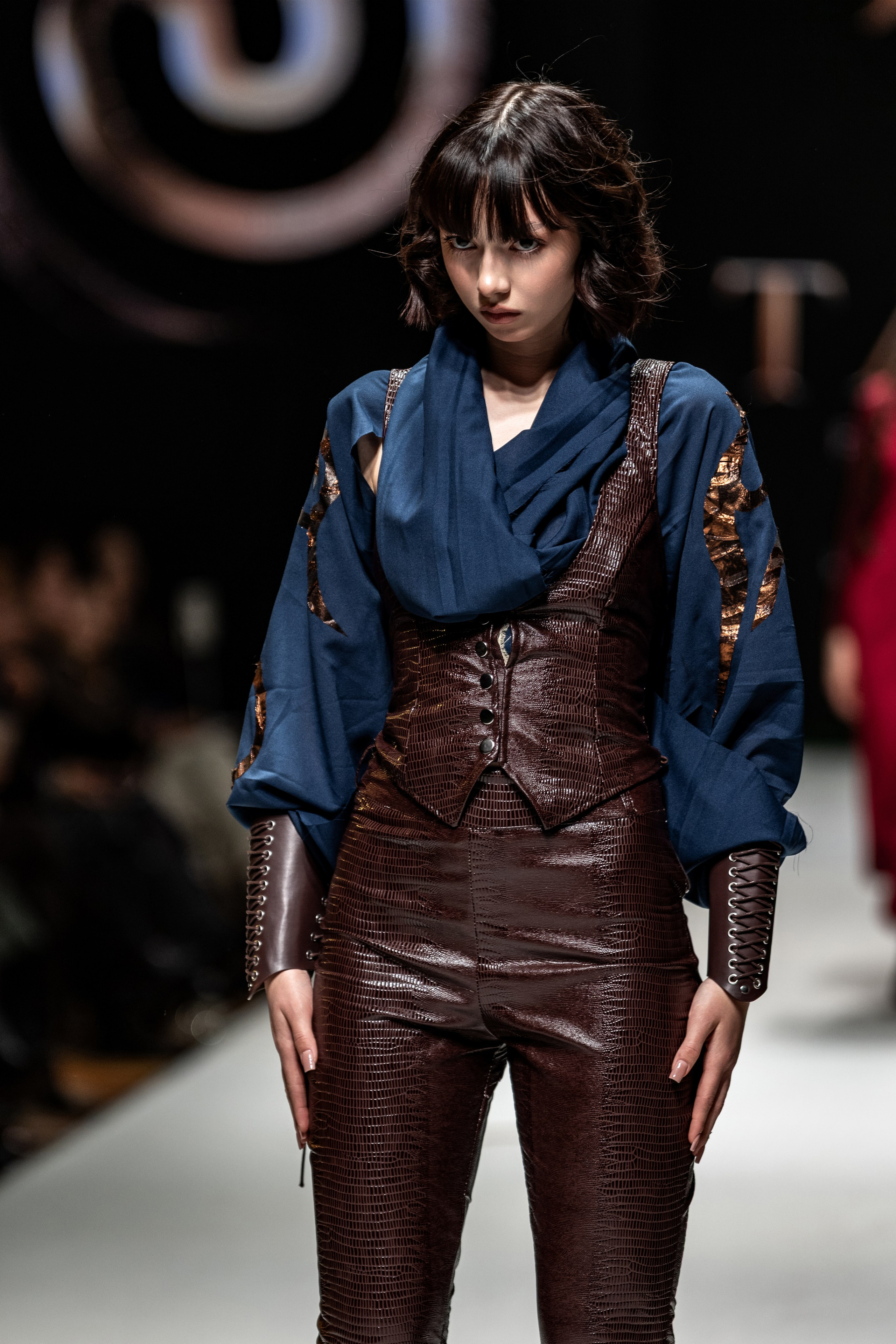 Fashion House TAMYR. Сайт Алматинского НЮ АРТ, будуар и фэшн фотографа Дениса Карпенко