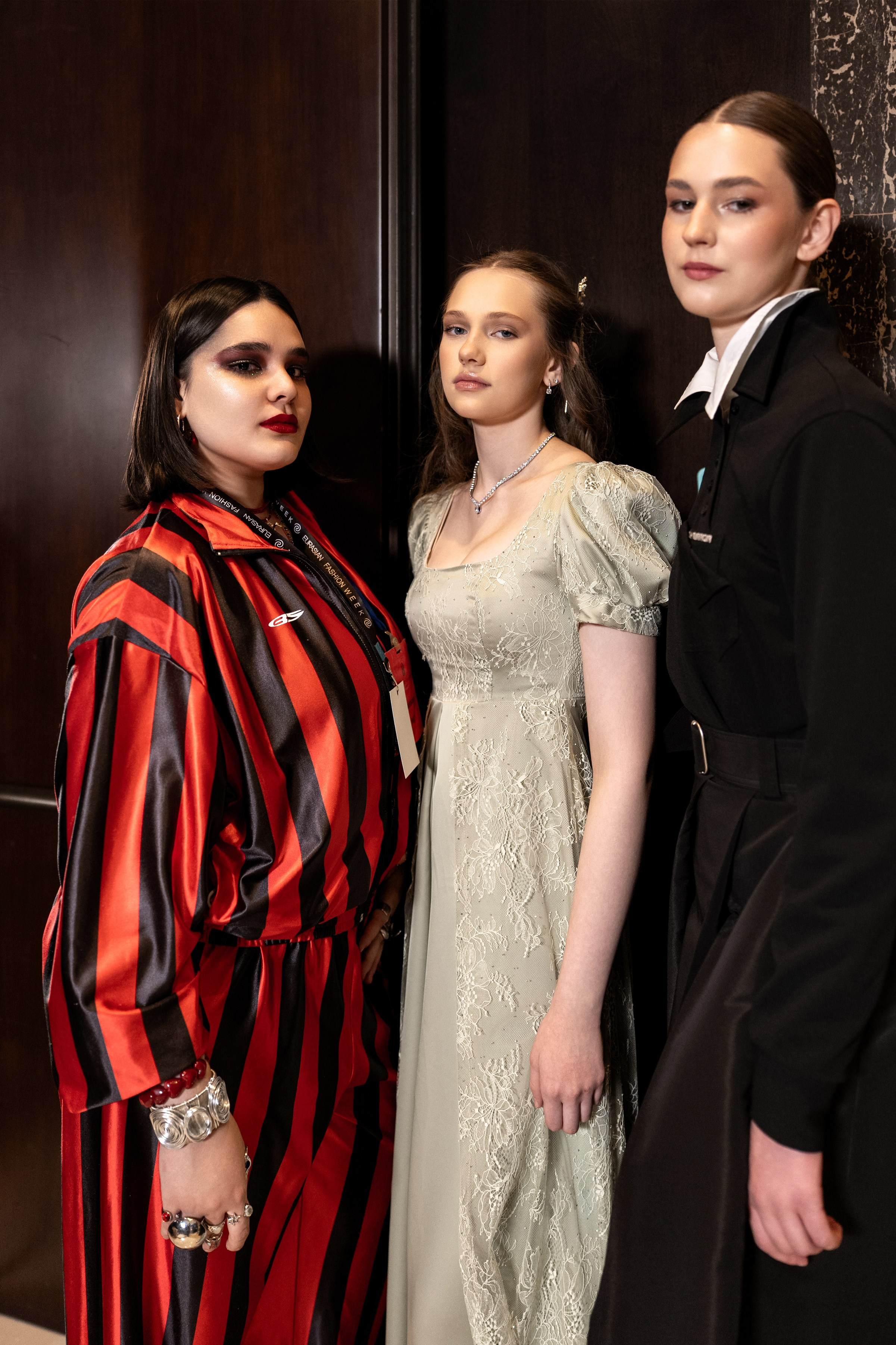 Backstage. Сайт Алматинского НЮ АРТ, будуар и фэшн фотографа Дениса Карпенко