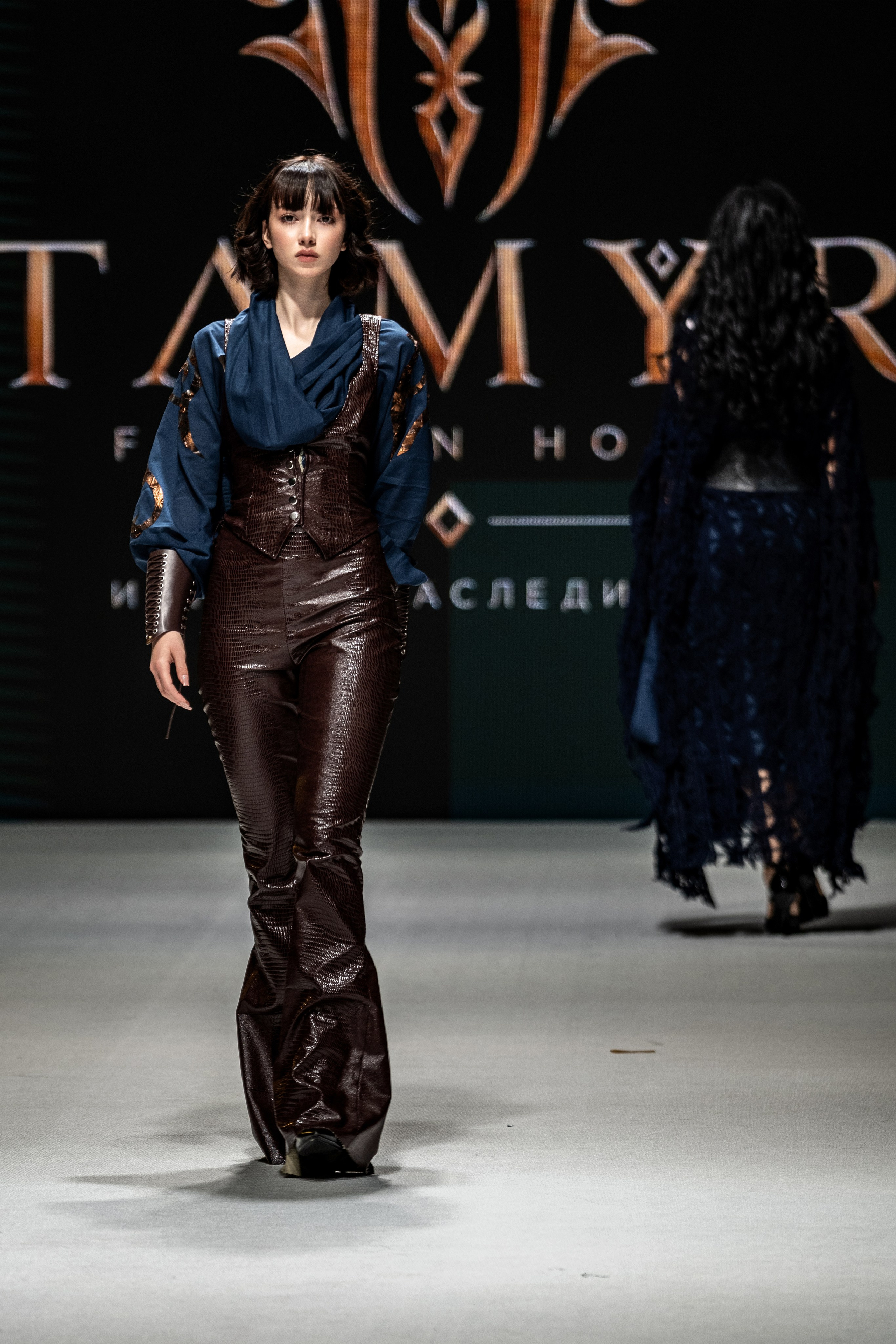 Fashion House TAMYR. Сайт Алматинского НЮ АРТ, будуар и фэшн фотографа Дениса Карпенко