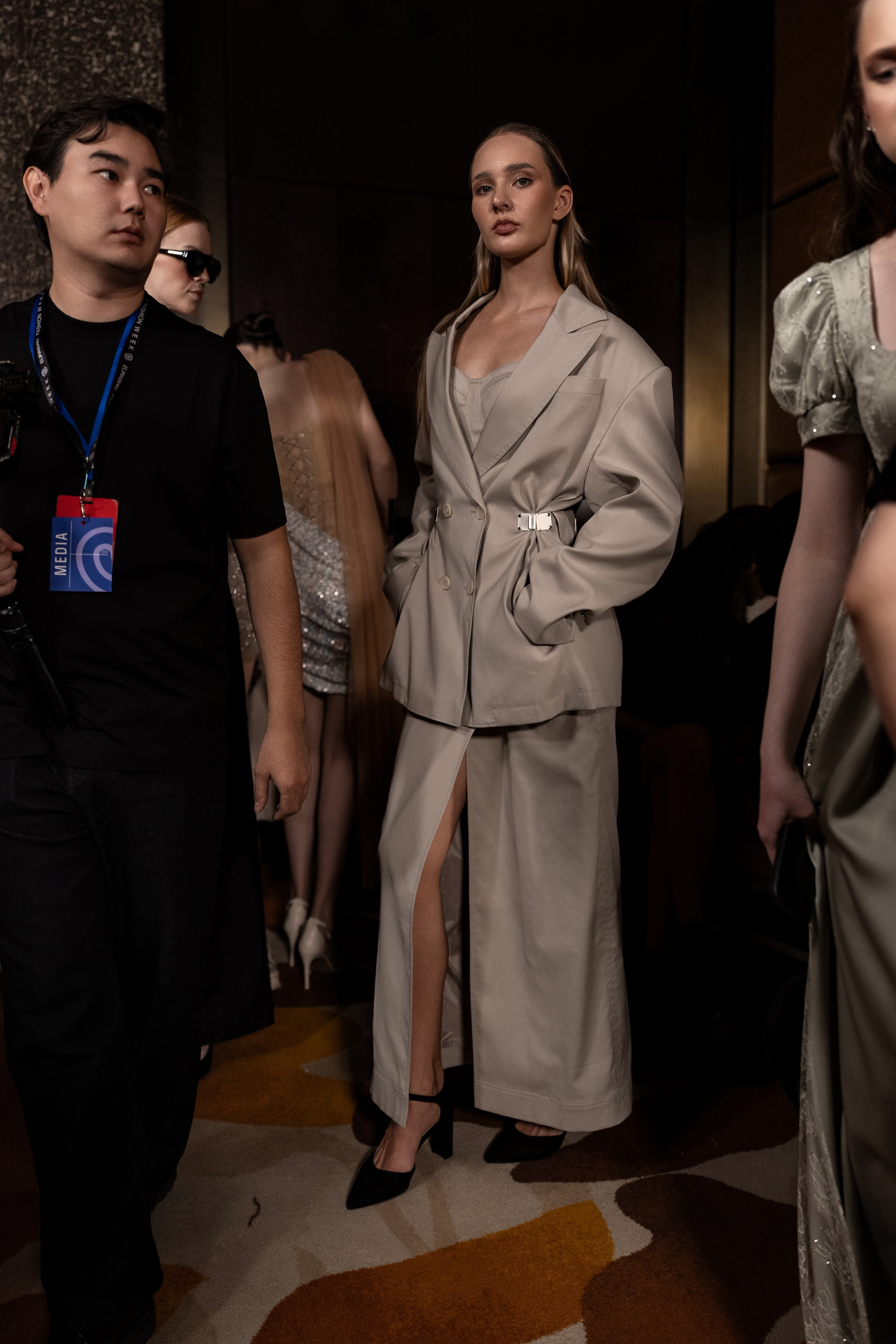 Backstage. Сайт Алматинского НЮ АРТ, будуар и фэшн фотографа Дениса Карпенко