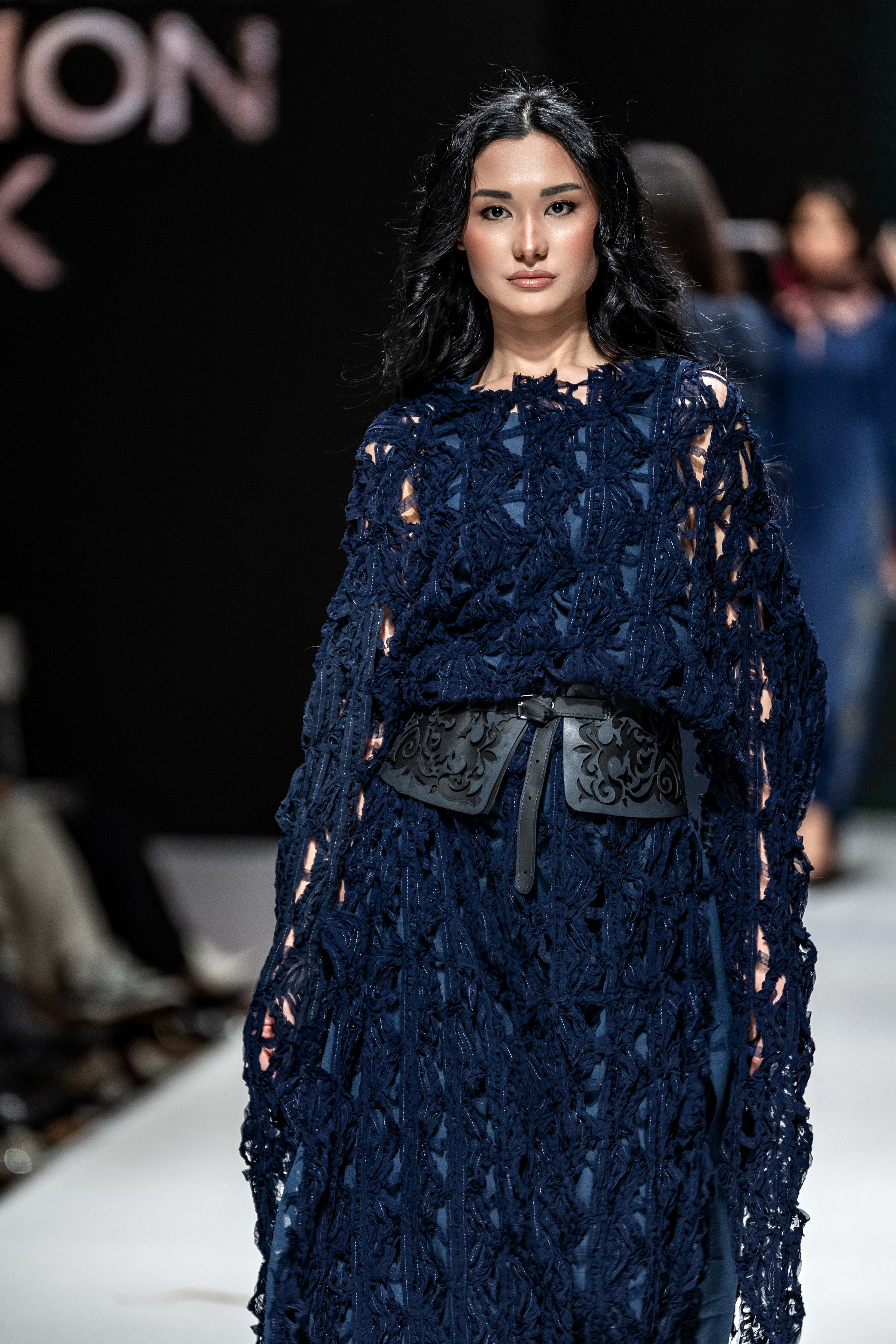 Fashion House TAMYR. Сайт Алматинского НЮ АРТ, будуар и фэшн фотографа Дениса Карпенко