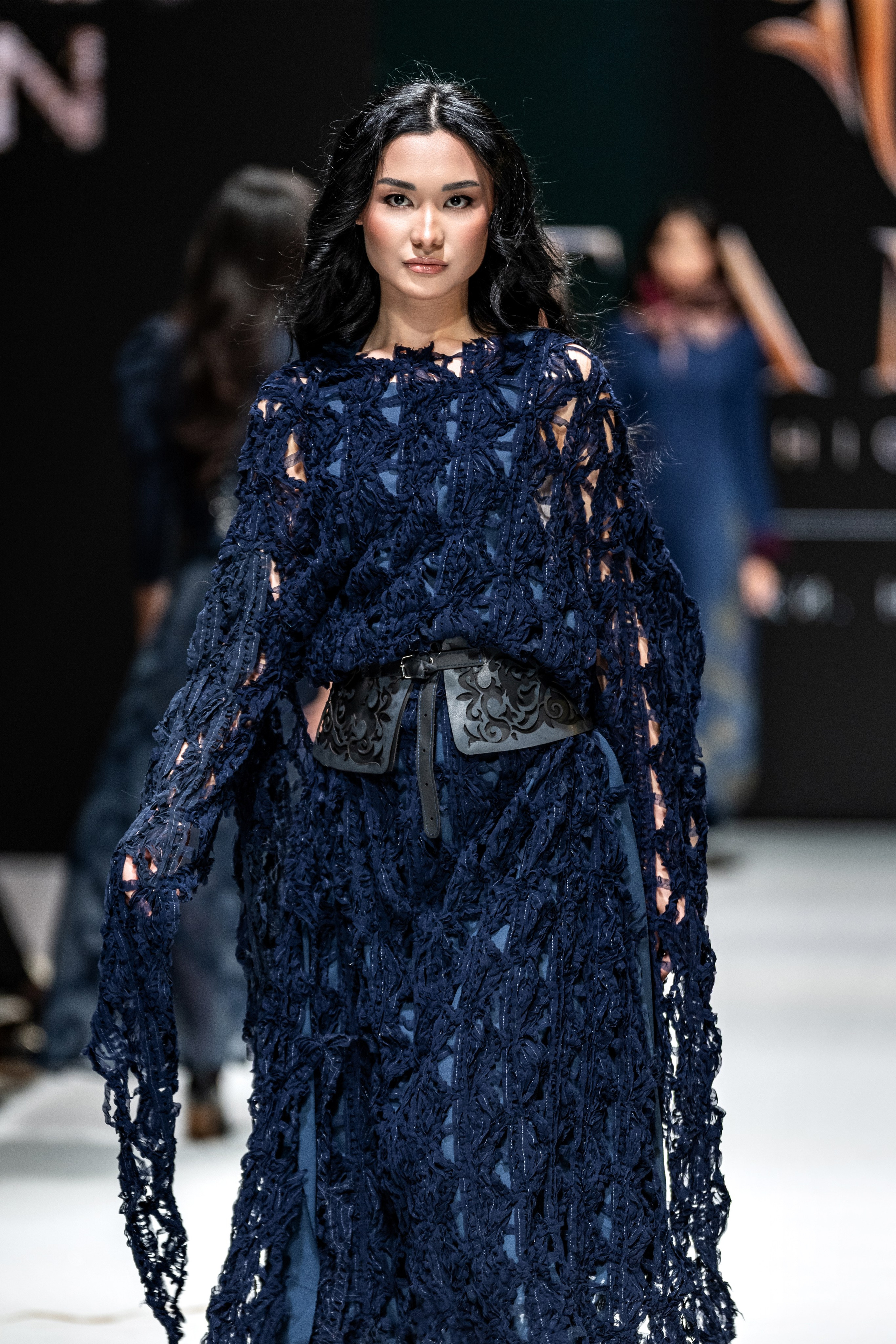 Fashion House TAMYR. Сайт Алматинского НЮ АРТ, будуар и фэшн фотографа Дениса Карпенко