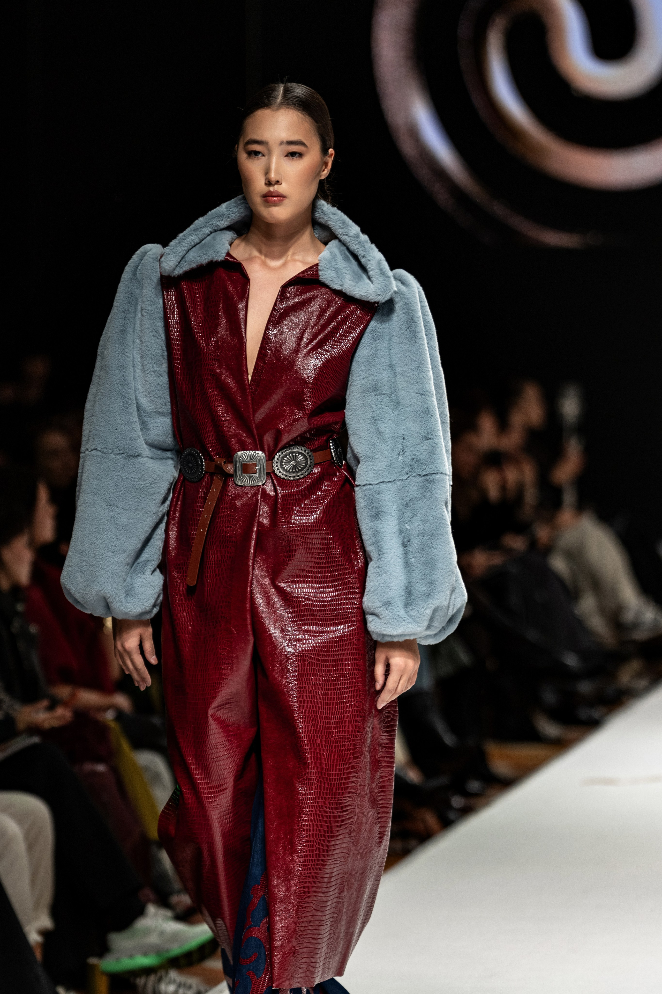 Fashion House TAMYR. Сайт Алматинского НЮ АРТ, будуар и фэшн фотографа Дениса Карпенко
