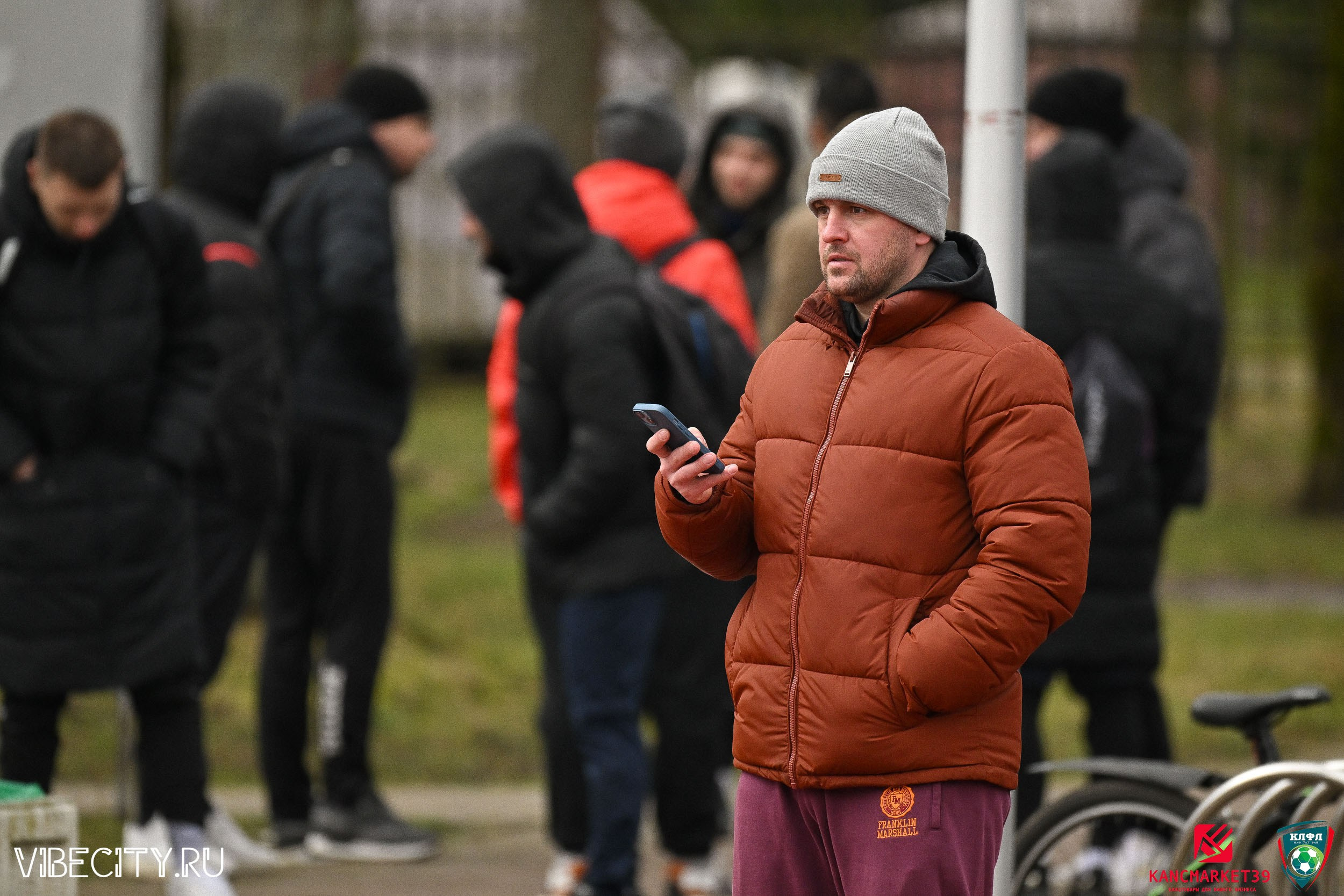 XX ЧЕМПИОНАТ КАЛИНИНГРАДСКОЙ ЛФЛ КАНЦМАРКЕТ39 сезона 2024–2025 гг. VIBECITY.RU Вайб Сити Ру Фоторепортажи Фотоотчеты Калининград