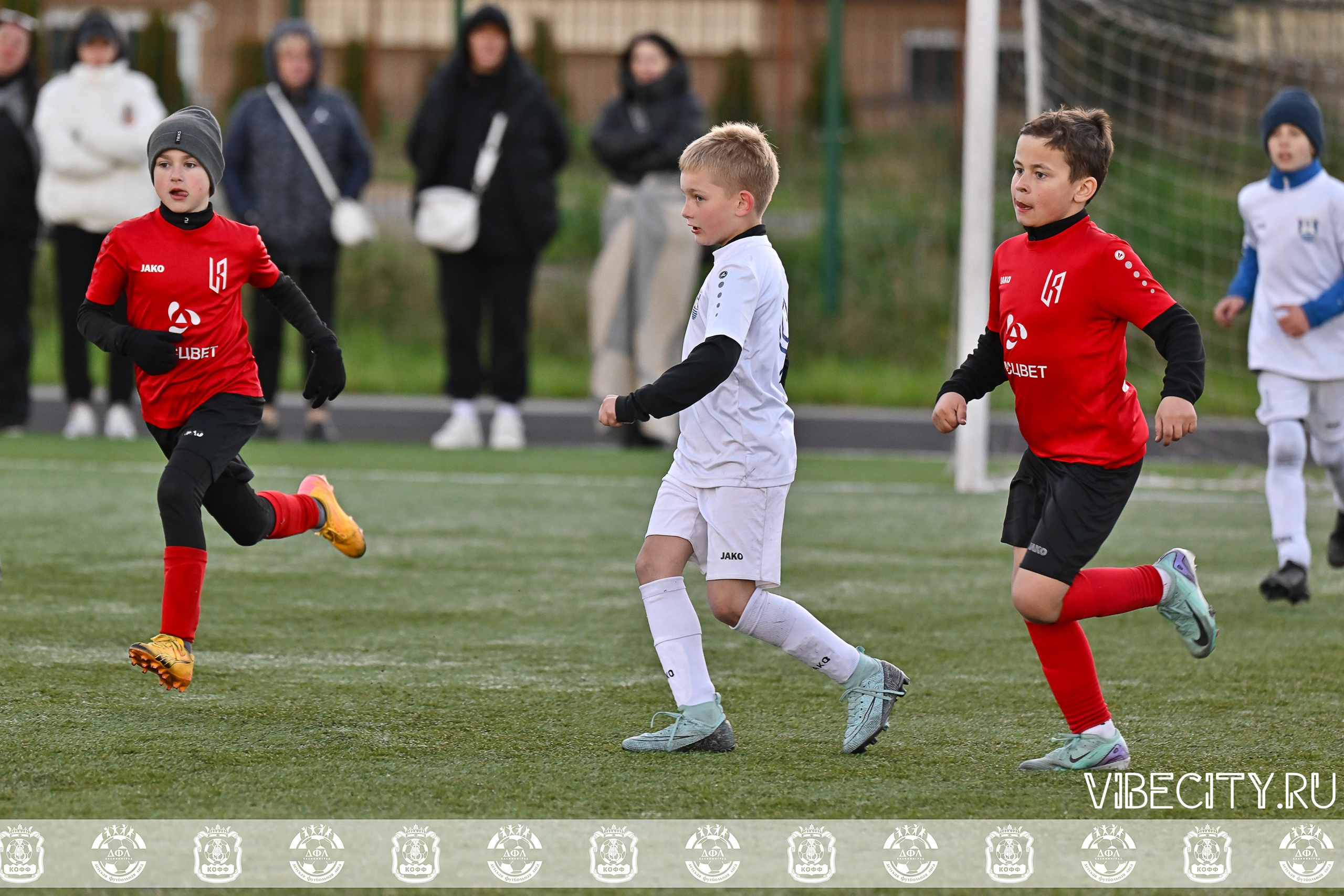 XIV ВСЕРОССИЙСКИЙ ФУТБОЛЬНЫЙ ФЕСТИВАЛЬ «ЗАГРУЗИ СЕБЯ ФУТБОЛОМ!». VIBECITY.RU Вайб Сити Ру Фоторепортажи Фотоотчеты Калининград