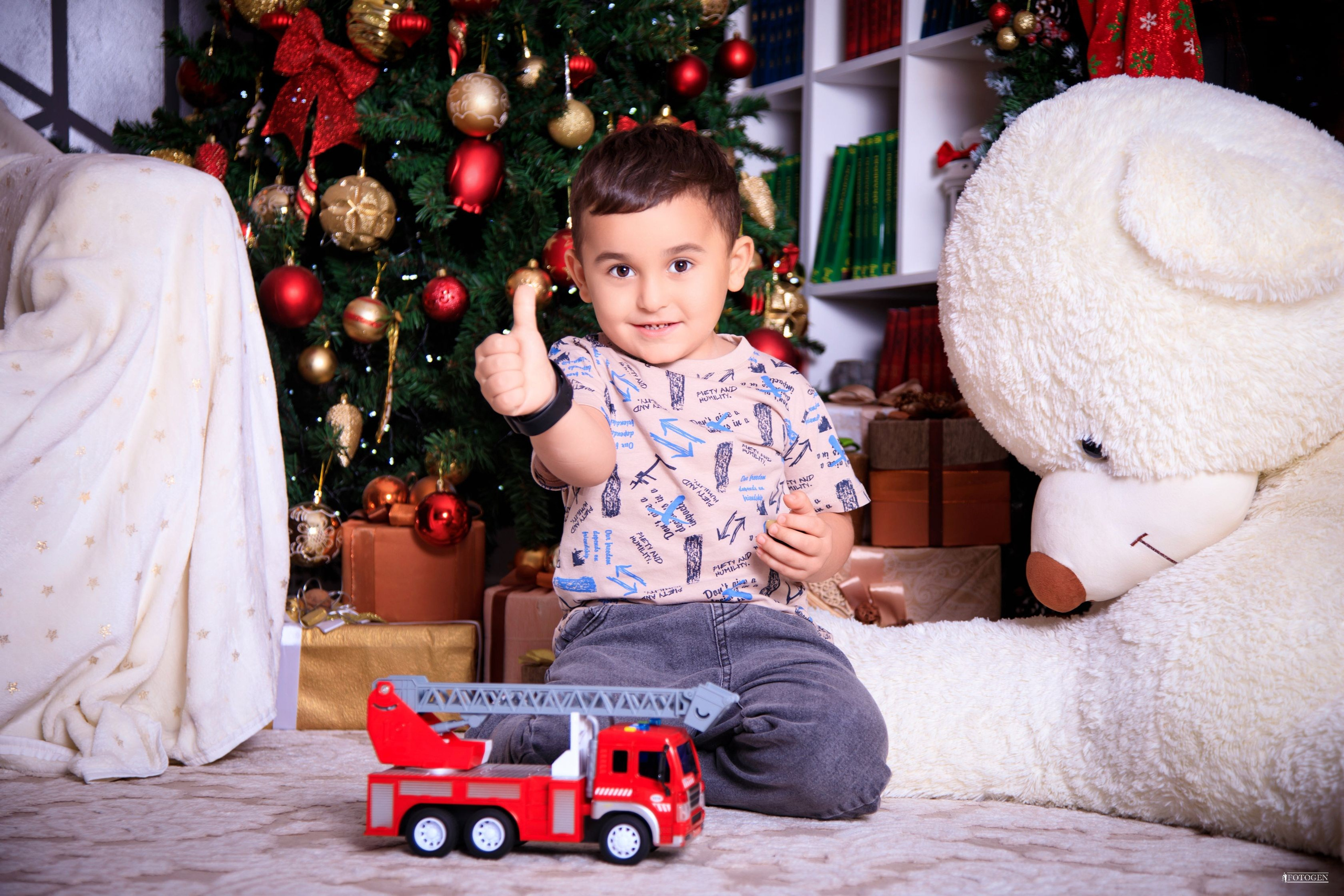 Портфолио новогодние фотосессии для детей в Краснодаре. Интерьерная фотостудия FOTOGEN г. Краснодар