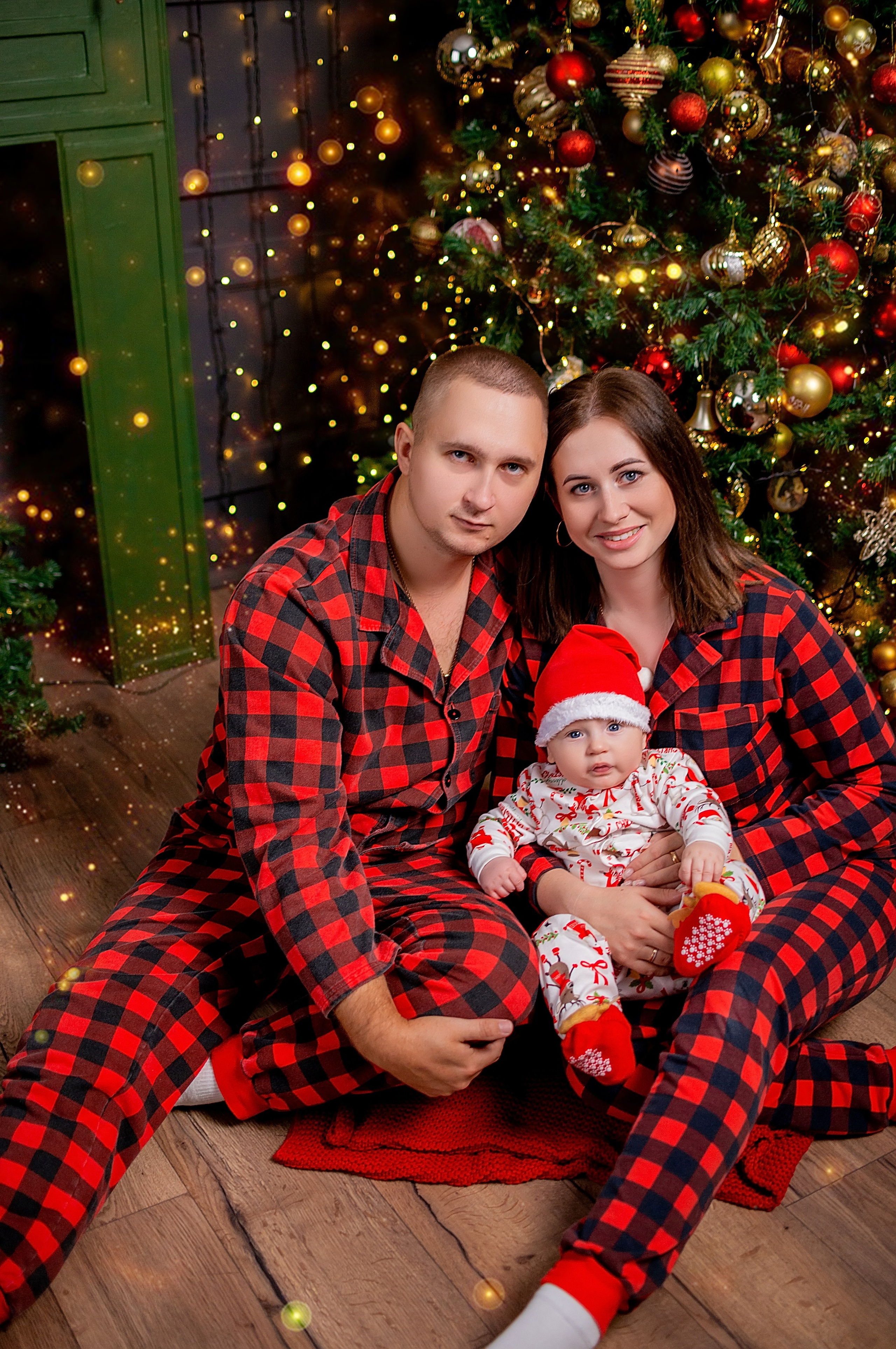 Новогодняя семейная фотосессия в Краснодаре 2023-2024. Фотограф новорожденных Краснодар Малышенко Надежда