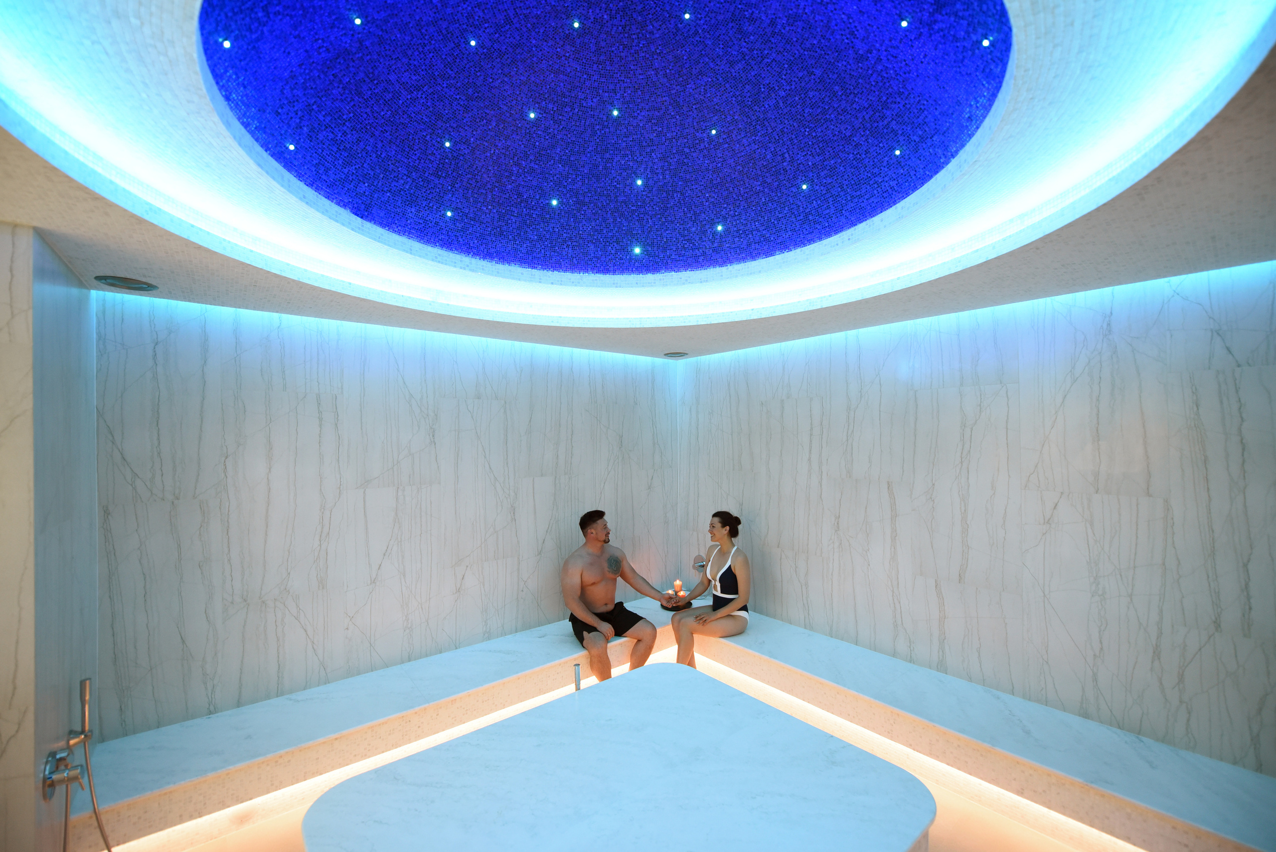 Lovestory в Luciano. Свадебный фотограф. Крым и дальше!