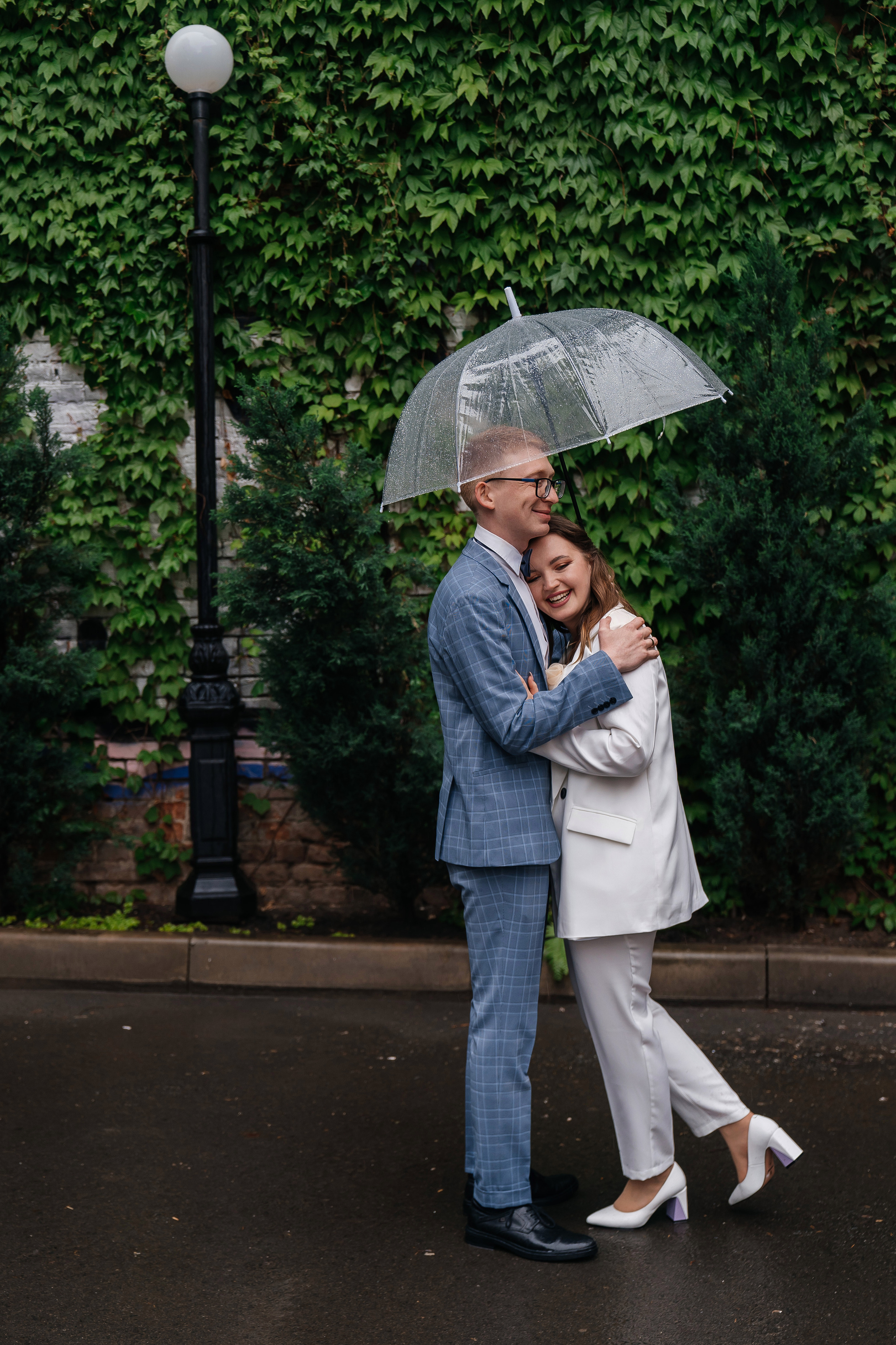 Андрей и Елизаветта прогулка в дождь. Lokos.pro Ник Соколов Фото и Видео Москва/Ростов-на-Дону