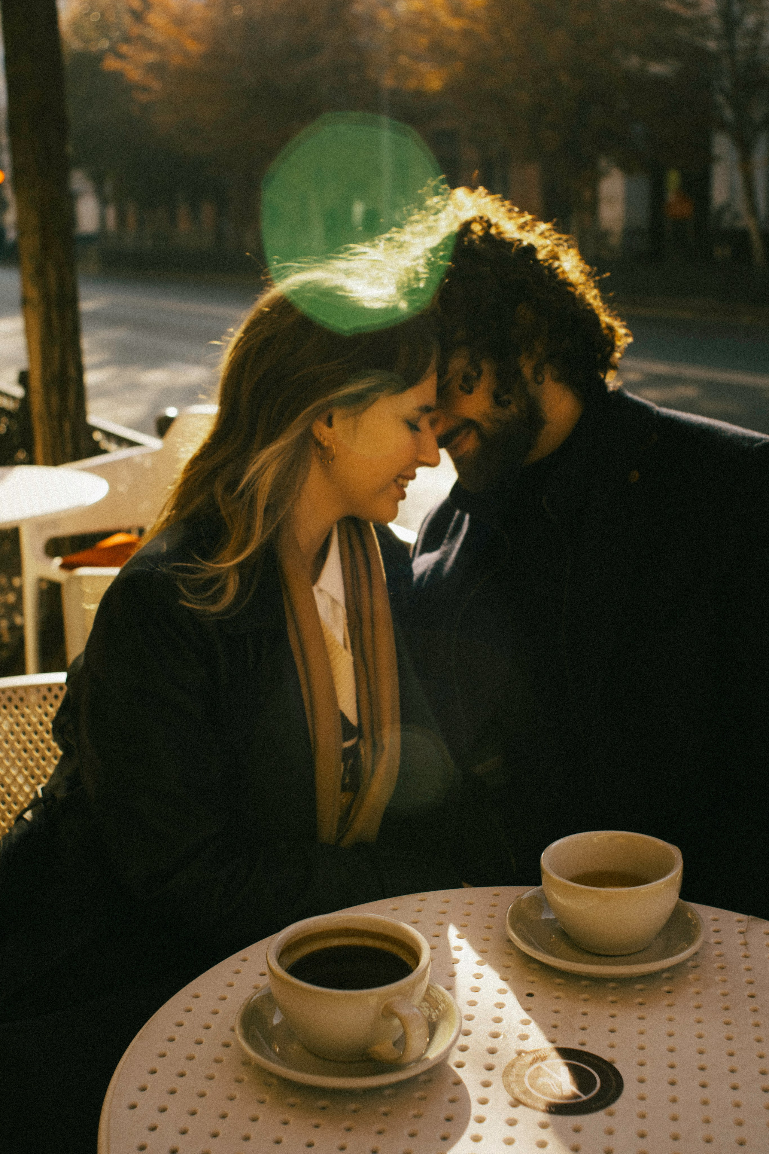 Фотосъёмка влюбленных в осеннем городе