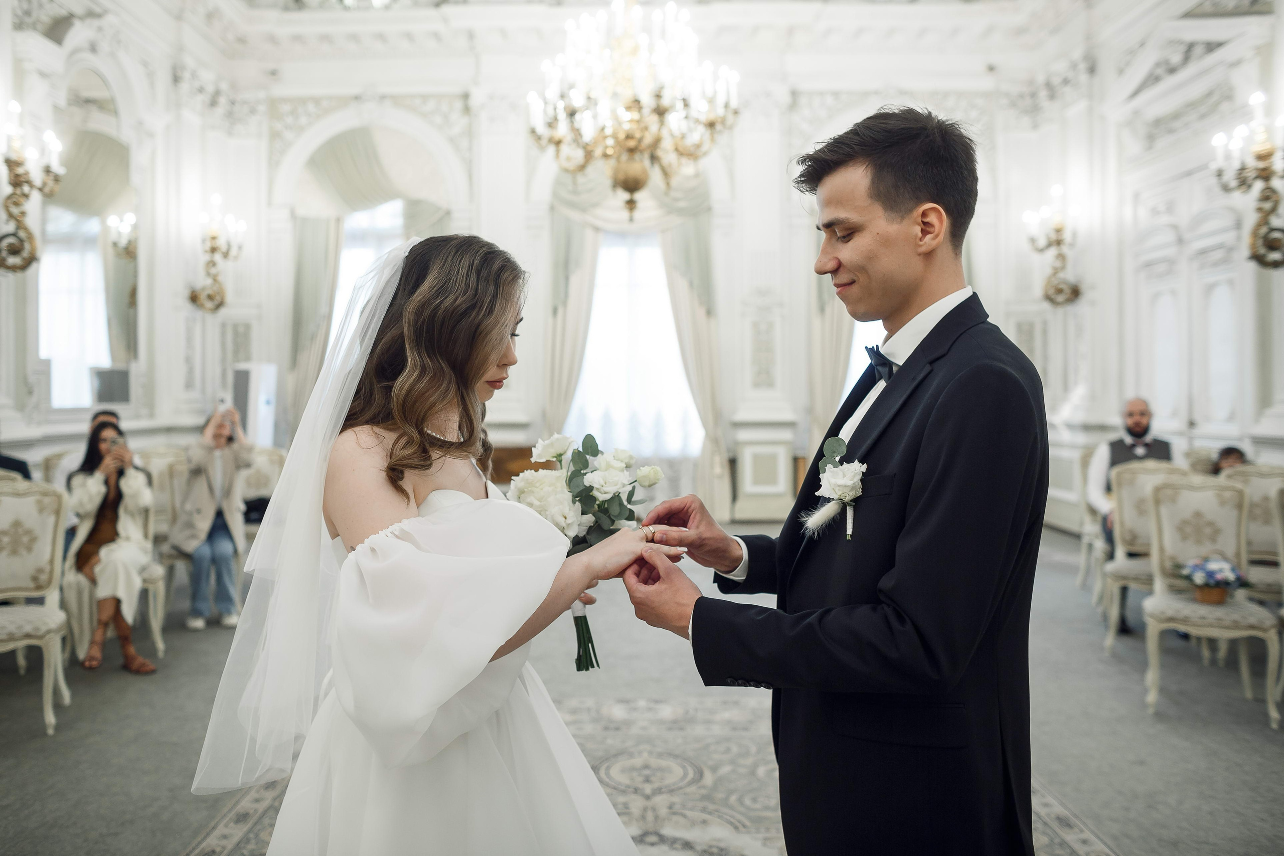 Свадебный альбом. Свадебный фотограф Игорь Брундасов 8PHOTO на свадьбу венчание загс СПб