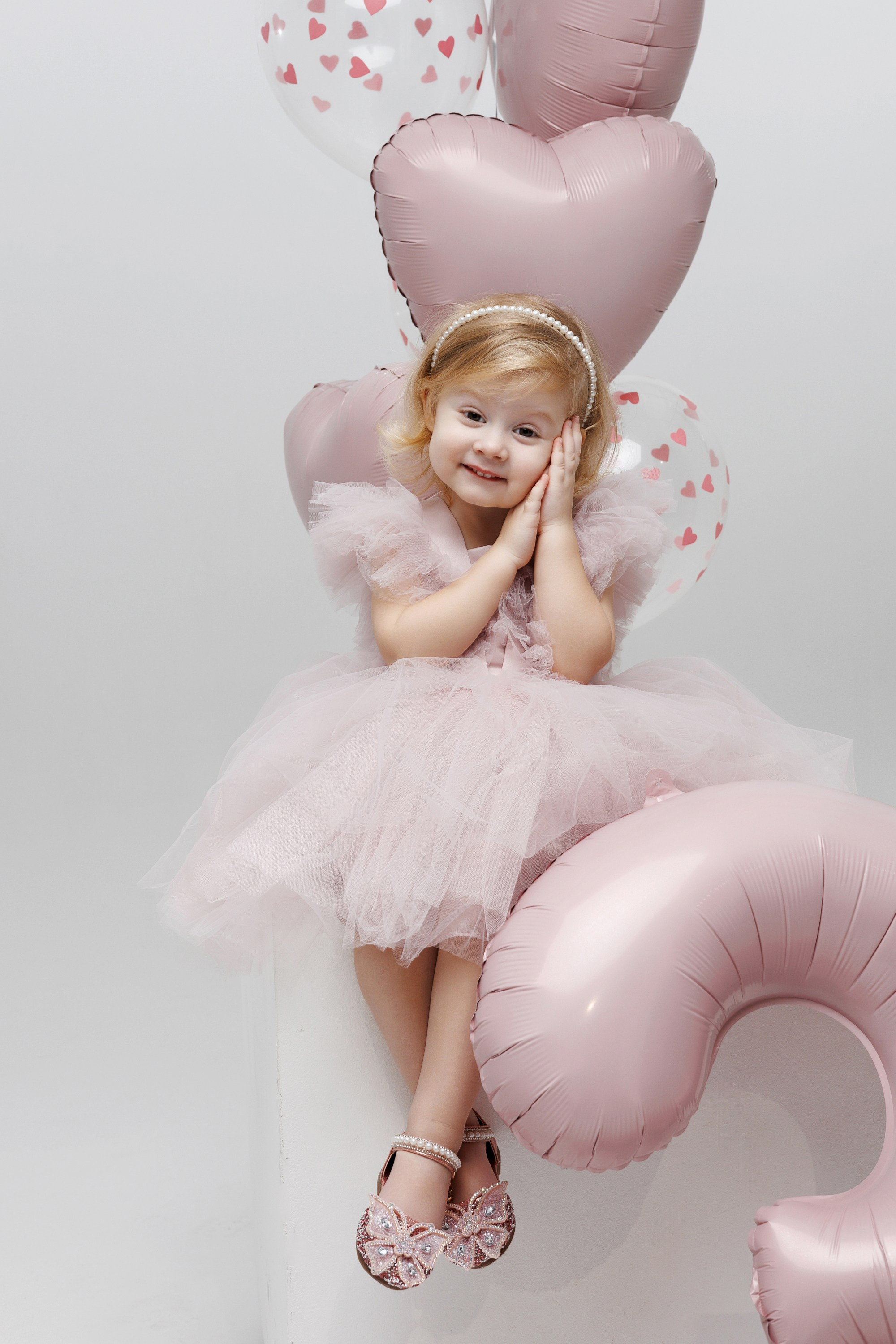 Съемка Дня Рождения Алисы в фотостудии CROSS-STUDIO зал IDEAL. Свадебный и семейный фотограф в Москве и МО Елена Агапова