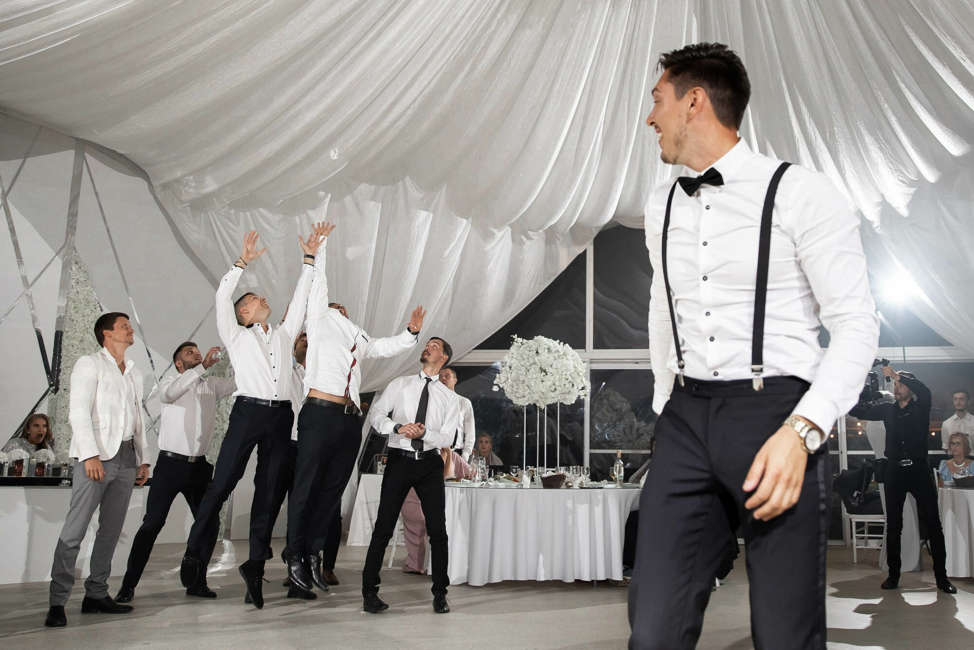 Стильная свадьба со сборами в гостинице Эрмитаж. Свадебный фотограф в Санкт-Петербурге и Москве Андрей Нестеров