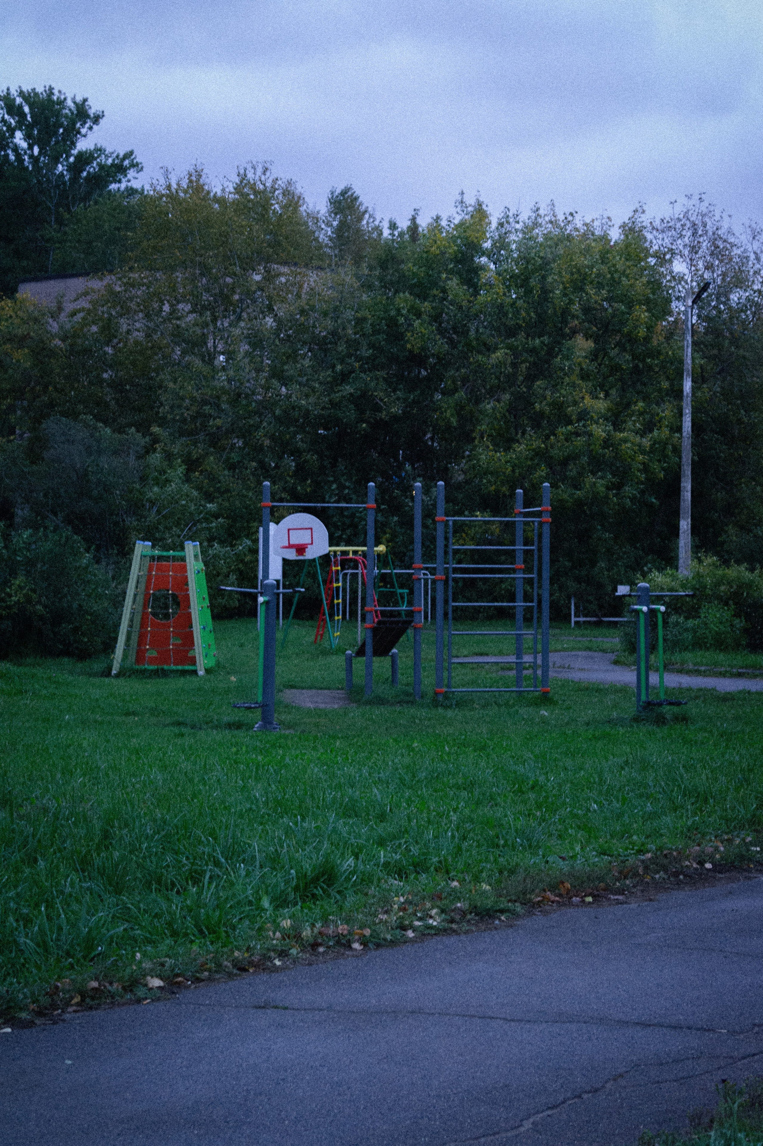 Сентябрь 2025. Den Mirov — Фотограф, Музыкант