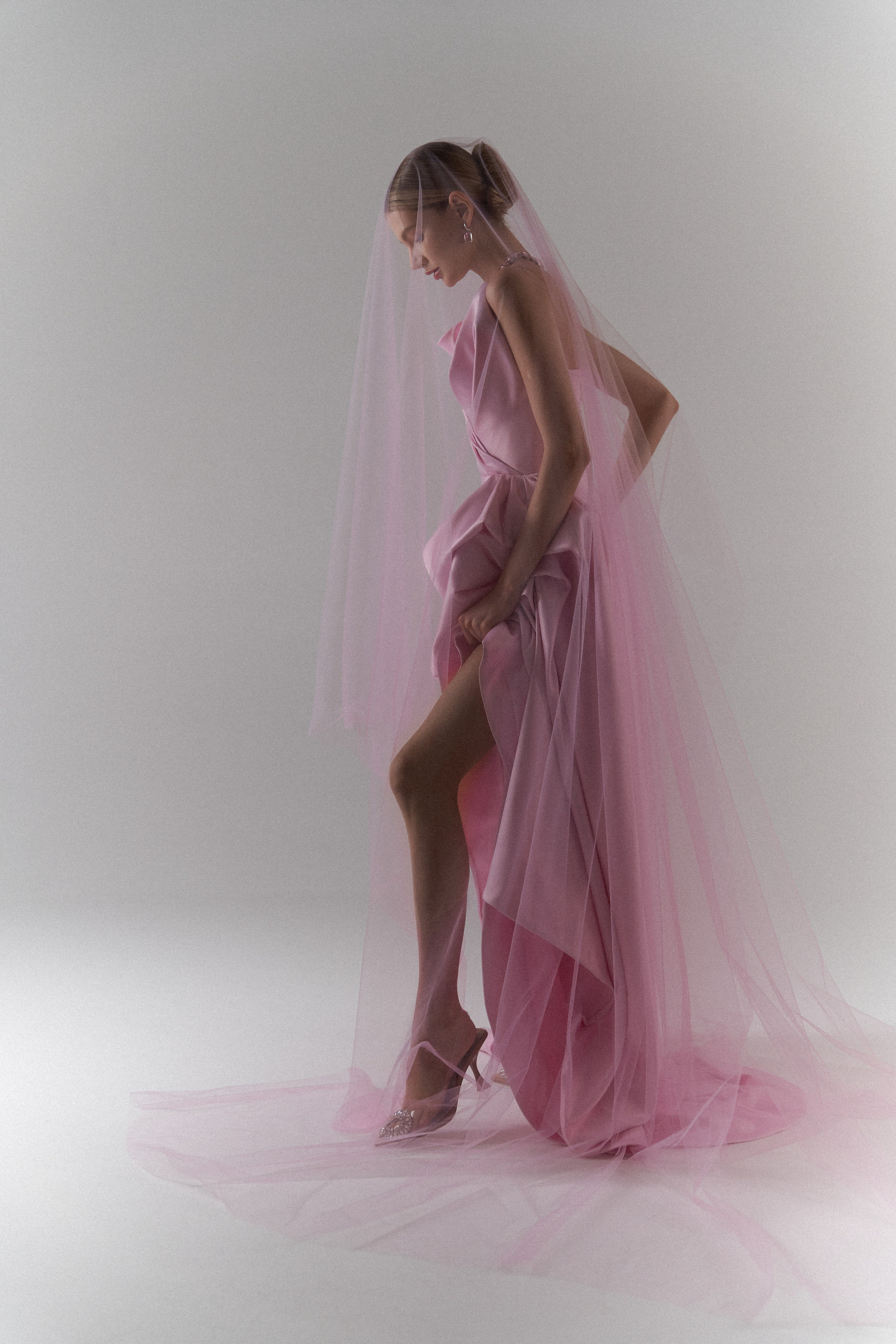 OSIPOVA ATELIER'23. Коммерческий фотограф в Москве Хабибуллина Эльза