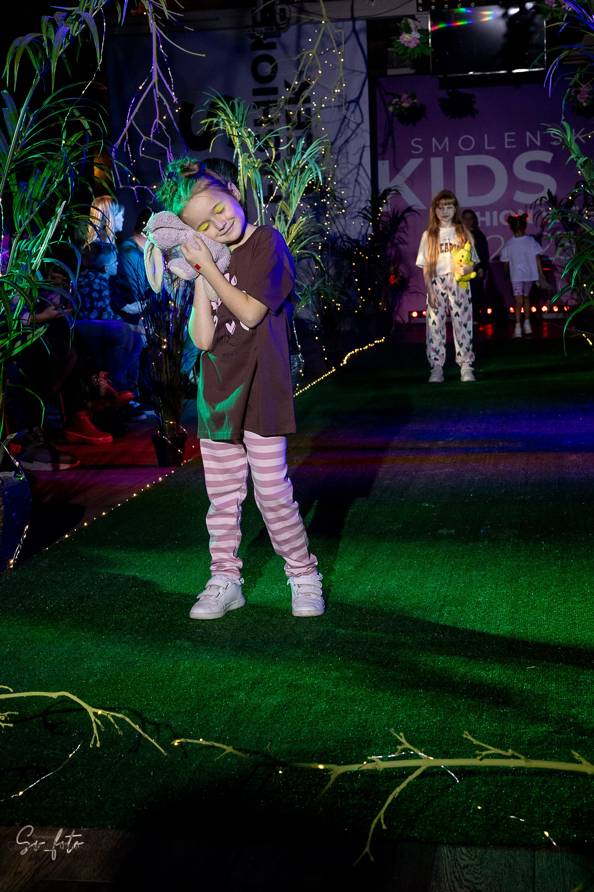 Smolensk Fashion Week_показы_ДЕНЬ 3_ФИНАЛ_Алиса в стране чудес. Главная