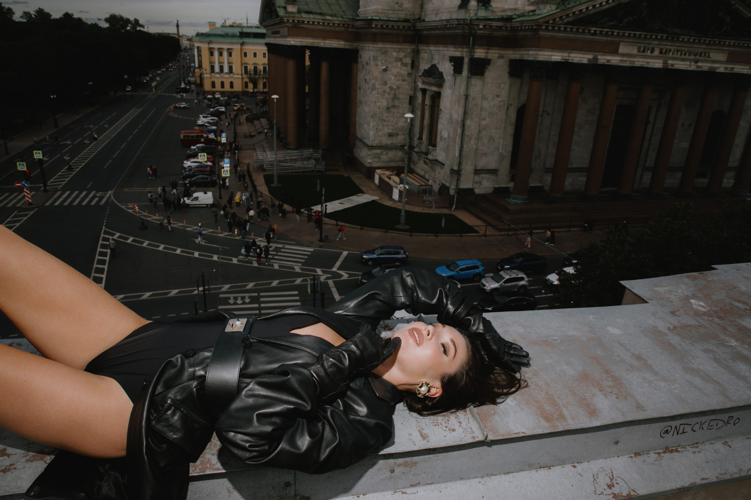 Вероника (съемка на крыше). Фотограф в Москве и Санкт-Петербурге Дарина