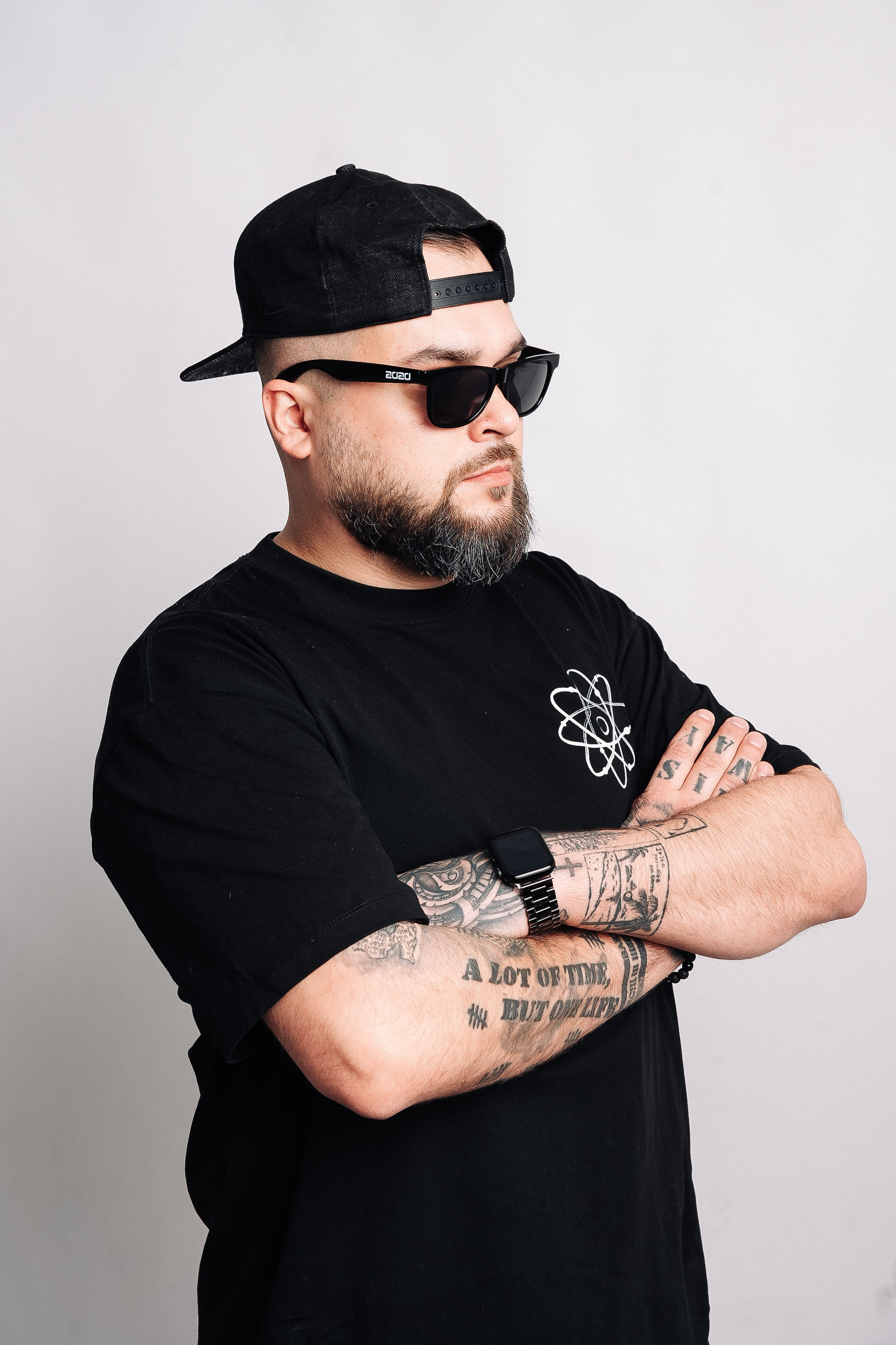 Футболки Коммьюнити. Фотограф в Хабаровске Швендых Рудольф