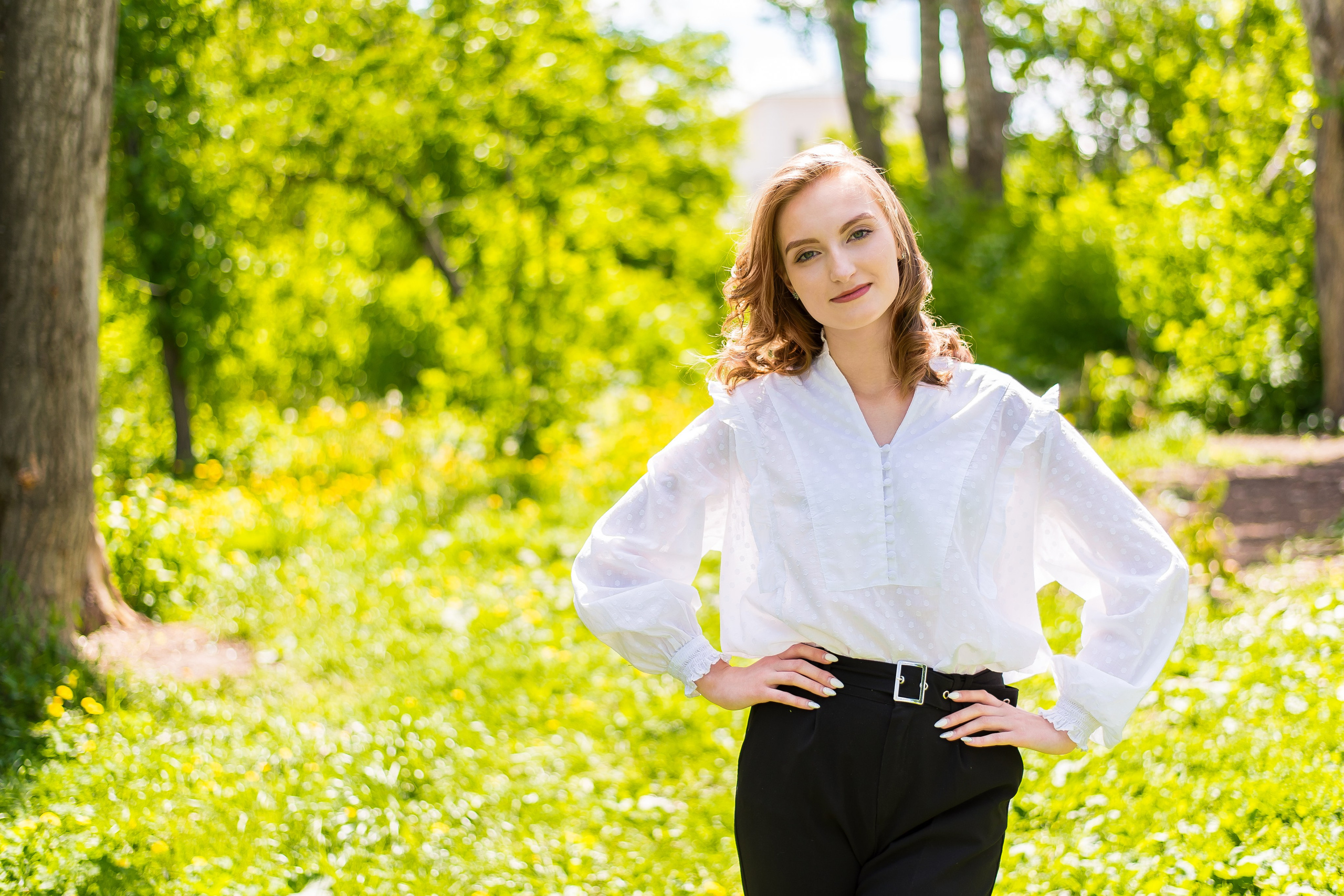 В школьном дворе, парке. Детский фотограф в Екатеринбурге и Берёзовском Евгений Кондаков
