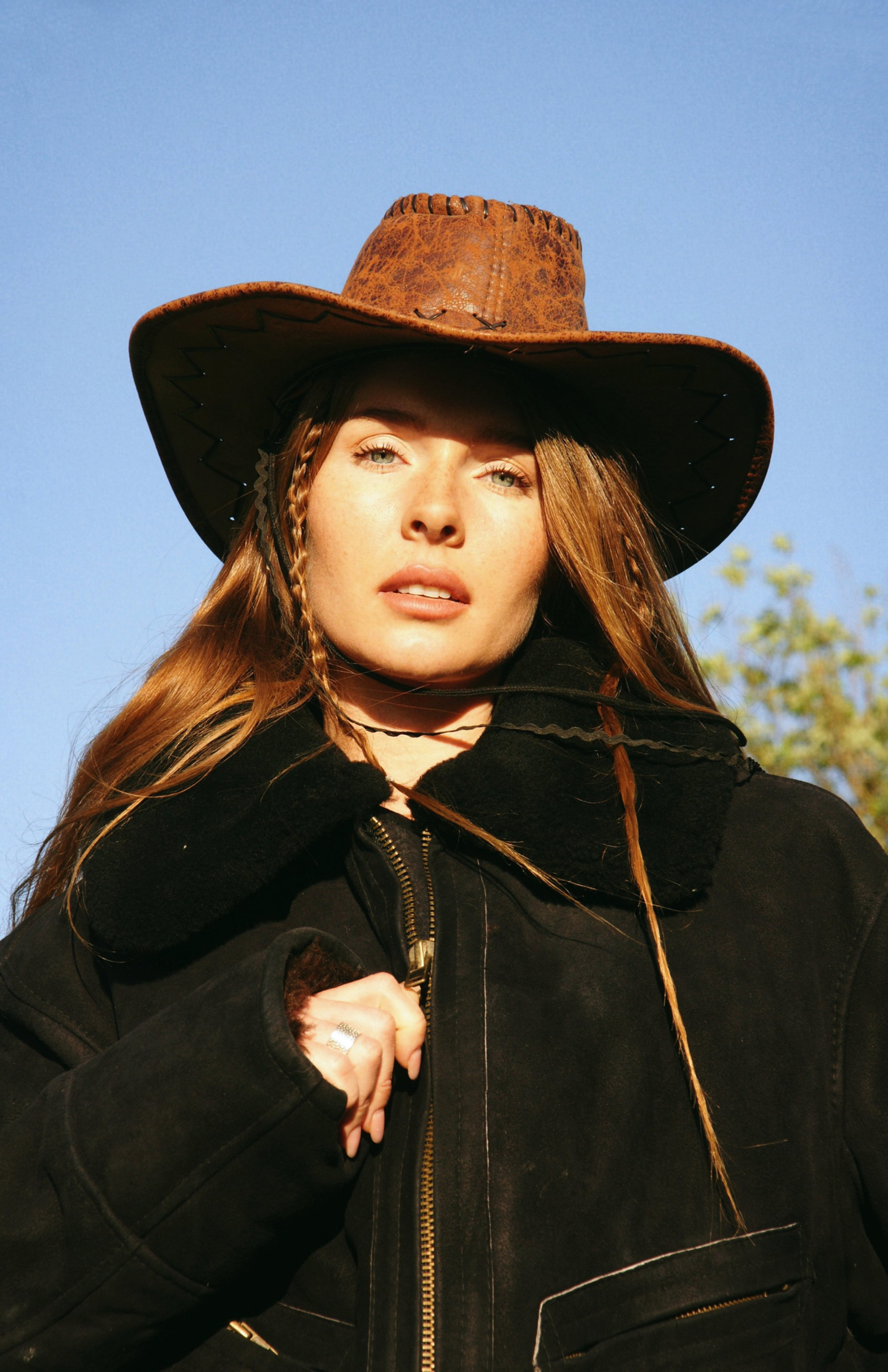 Татьяна, 42-44 р-р, 175 см. KED Production — продакшн из СПб. Создаём фото, видео и контент, который помогает брендам и селлерам продавать больше