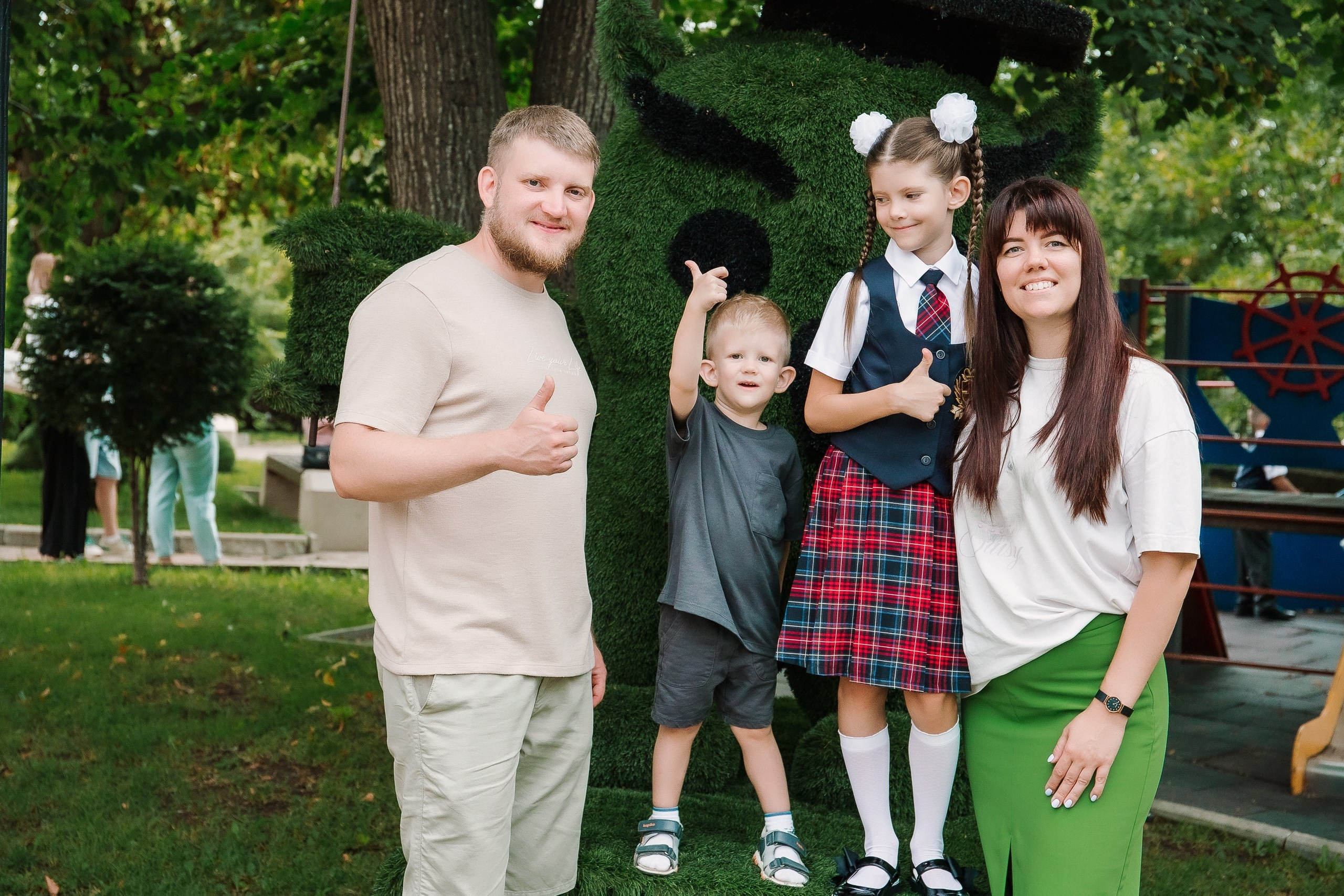 1 класс школа «Личность». Выпускные альбомы Натальи Бутко: Новороссийск, Анапа, Геленджик